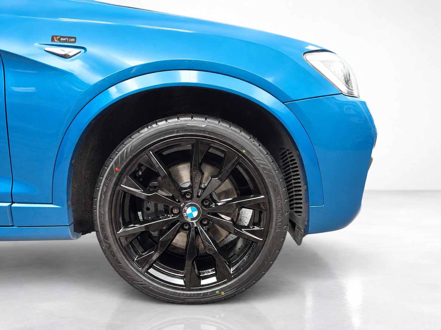 BMW X4 M40i x Drive Steptronic-showroom-element-3