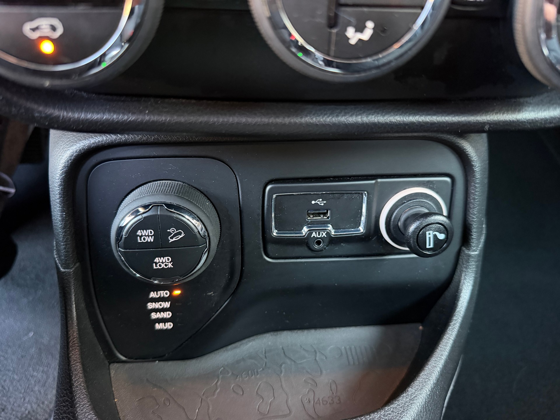 JEEP Renegade 2.0 CRD Limited AWD + Low Range 9ATX-image-14