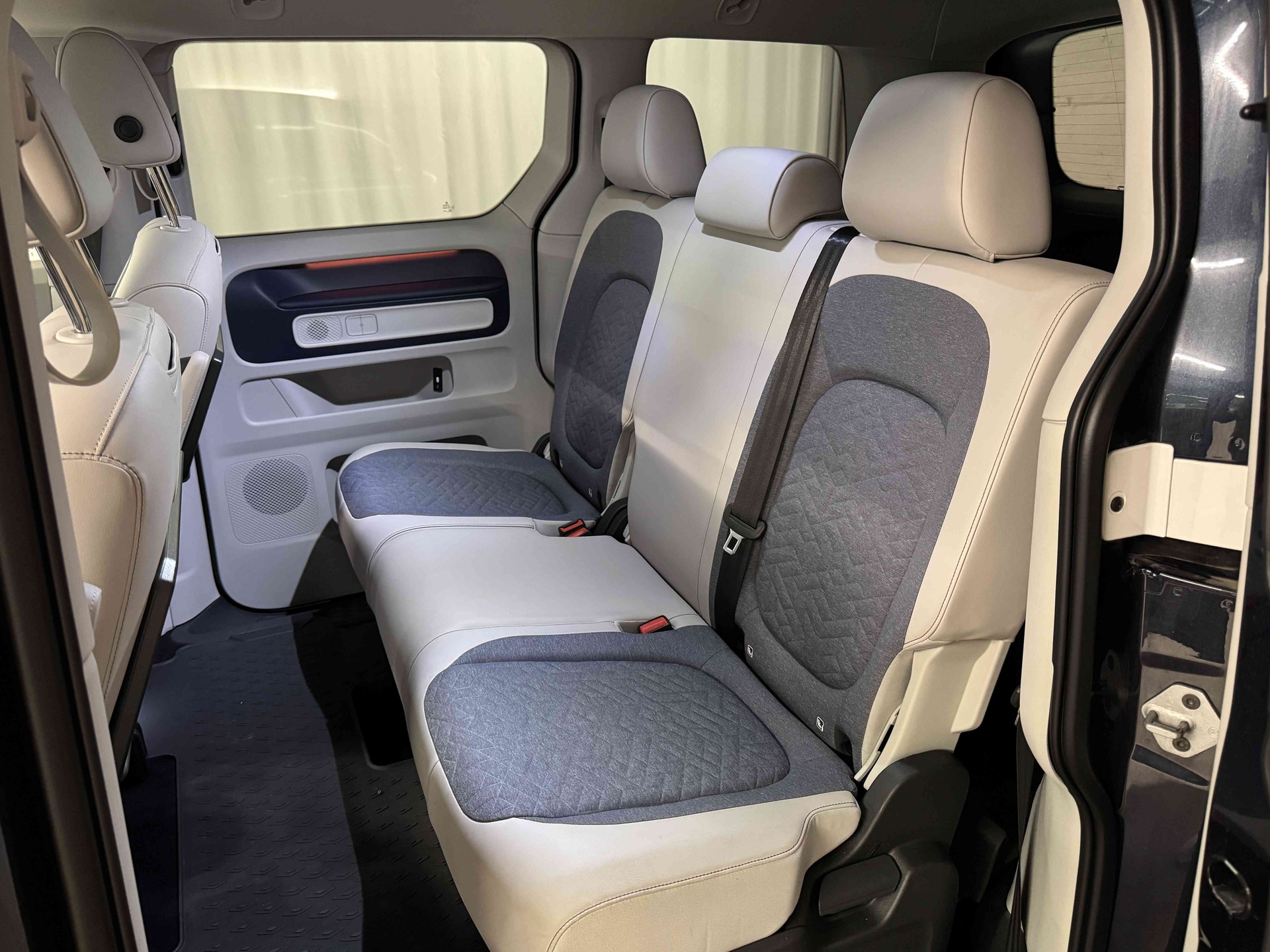 VW ID.Buzz NWB Pro-image-13