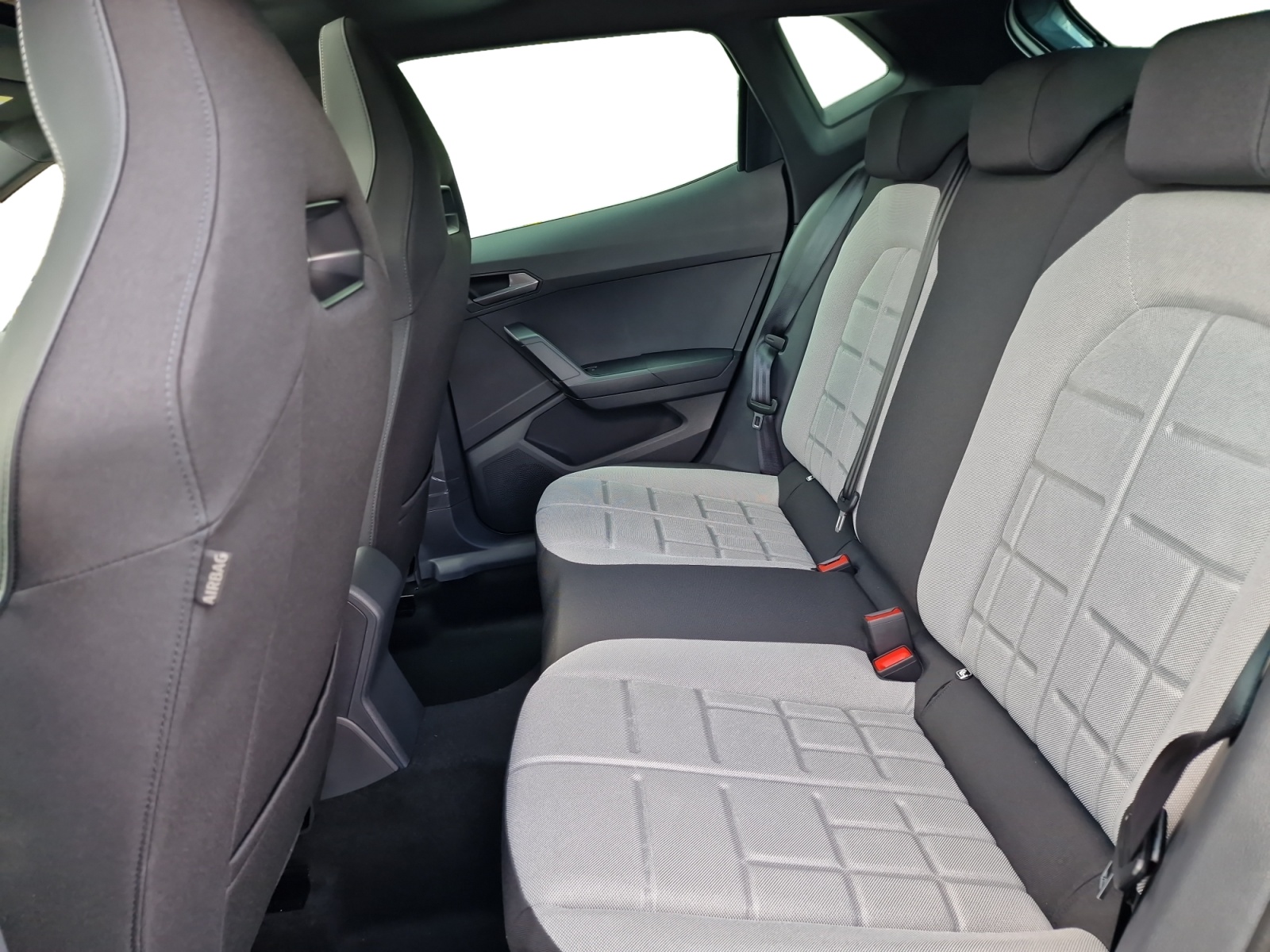 SEAT Ibiza 1.5 Eco TSI FR Panorama 5 Jahre Garantie-image-21