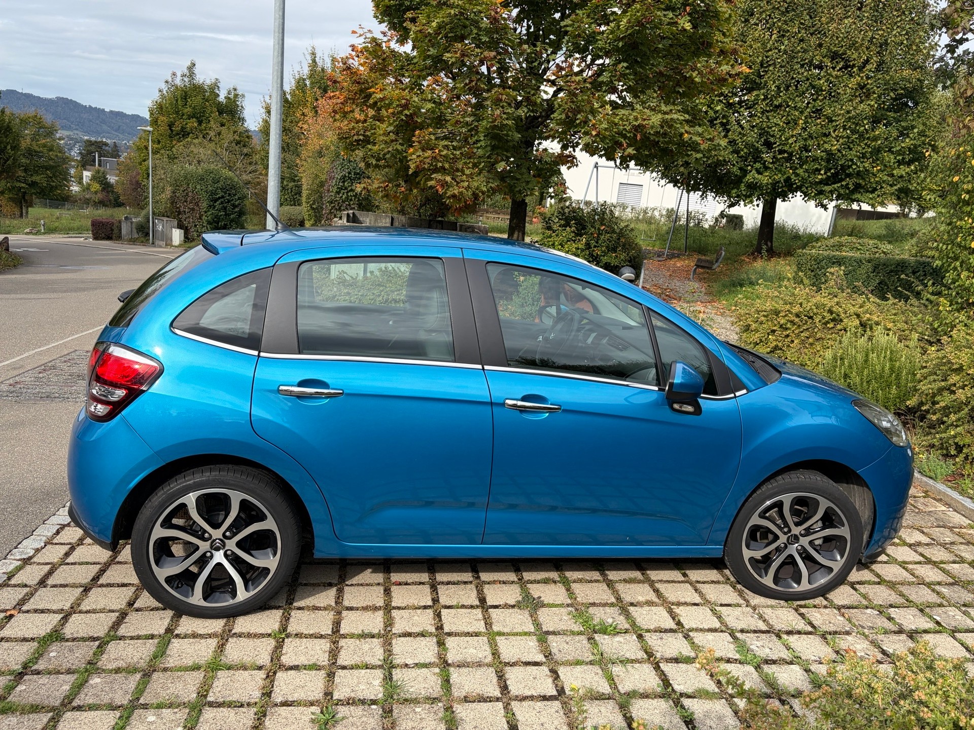 CITROEN 1.2i PureTech Sélection