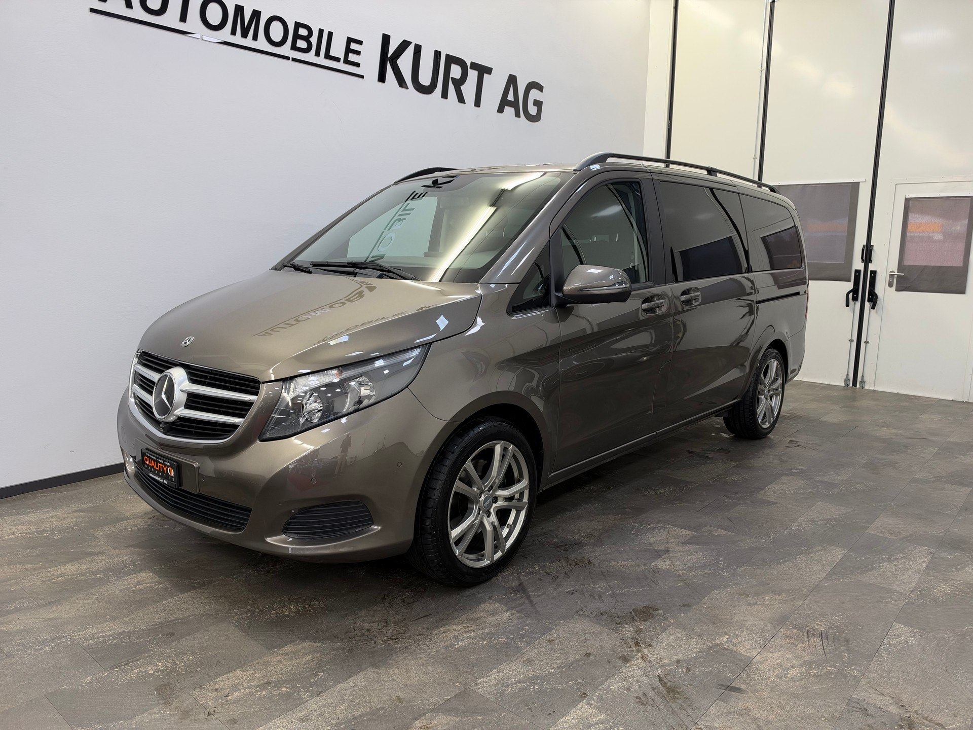 MERCEDES-BENZ V 250 d Swiss Edition kompakt 4Matic 7G-Tronic-image-6