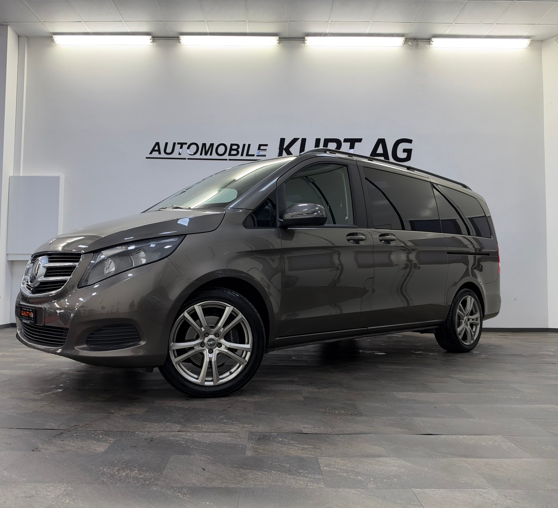MERCEDES-BENZ V 250 d Swiss Edition kompakt 4Matic 7G-Tronic-showroom-element-1