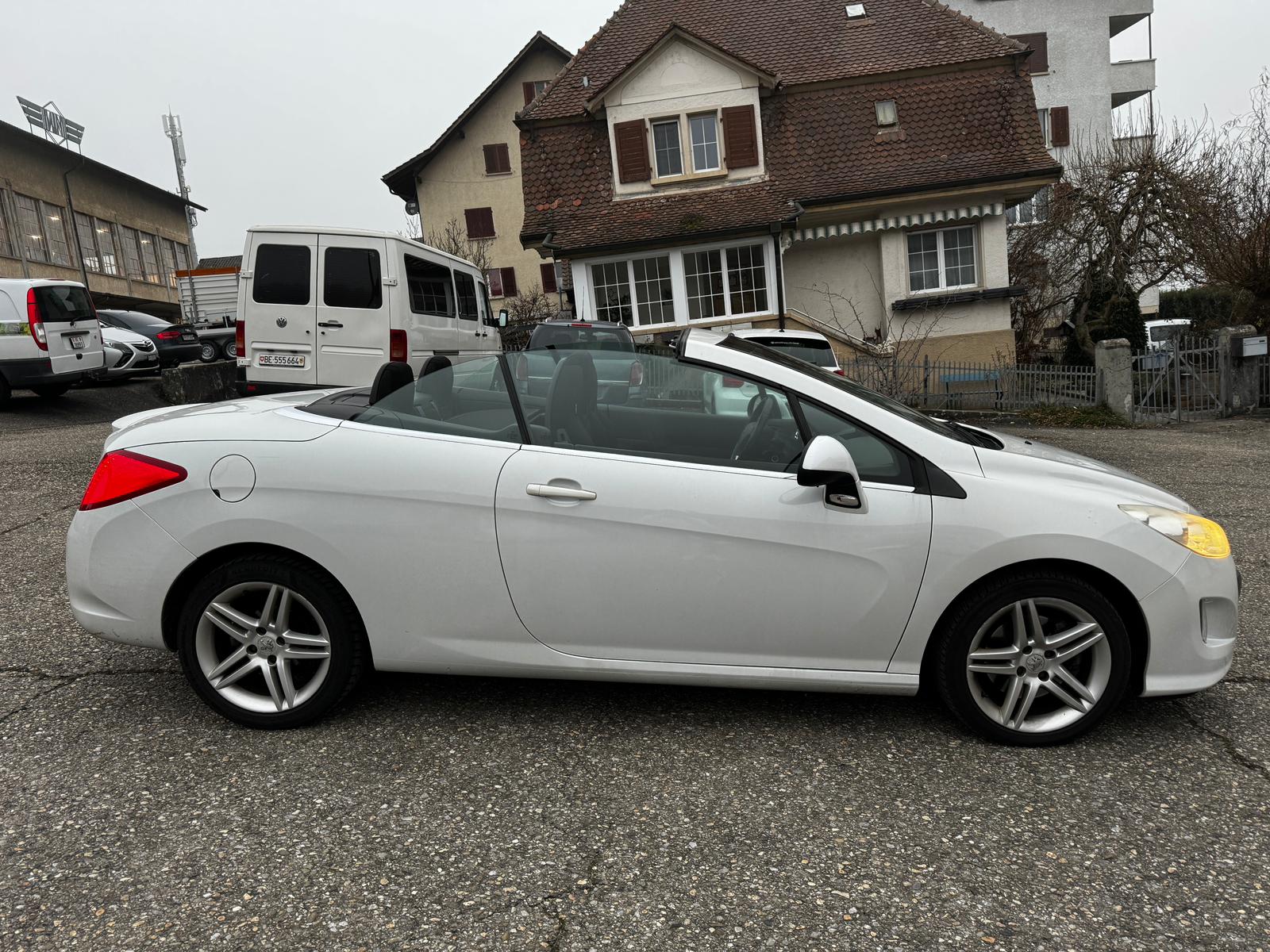 PEUGEOT 308 CC 1.6 16V Turbo Sport Pack Automatic-image-7