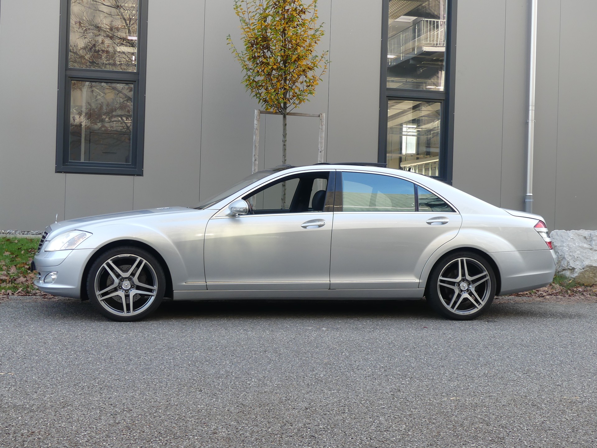 MERCEDES-BENZ S 500 L 4Matic-image-1