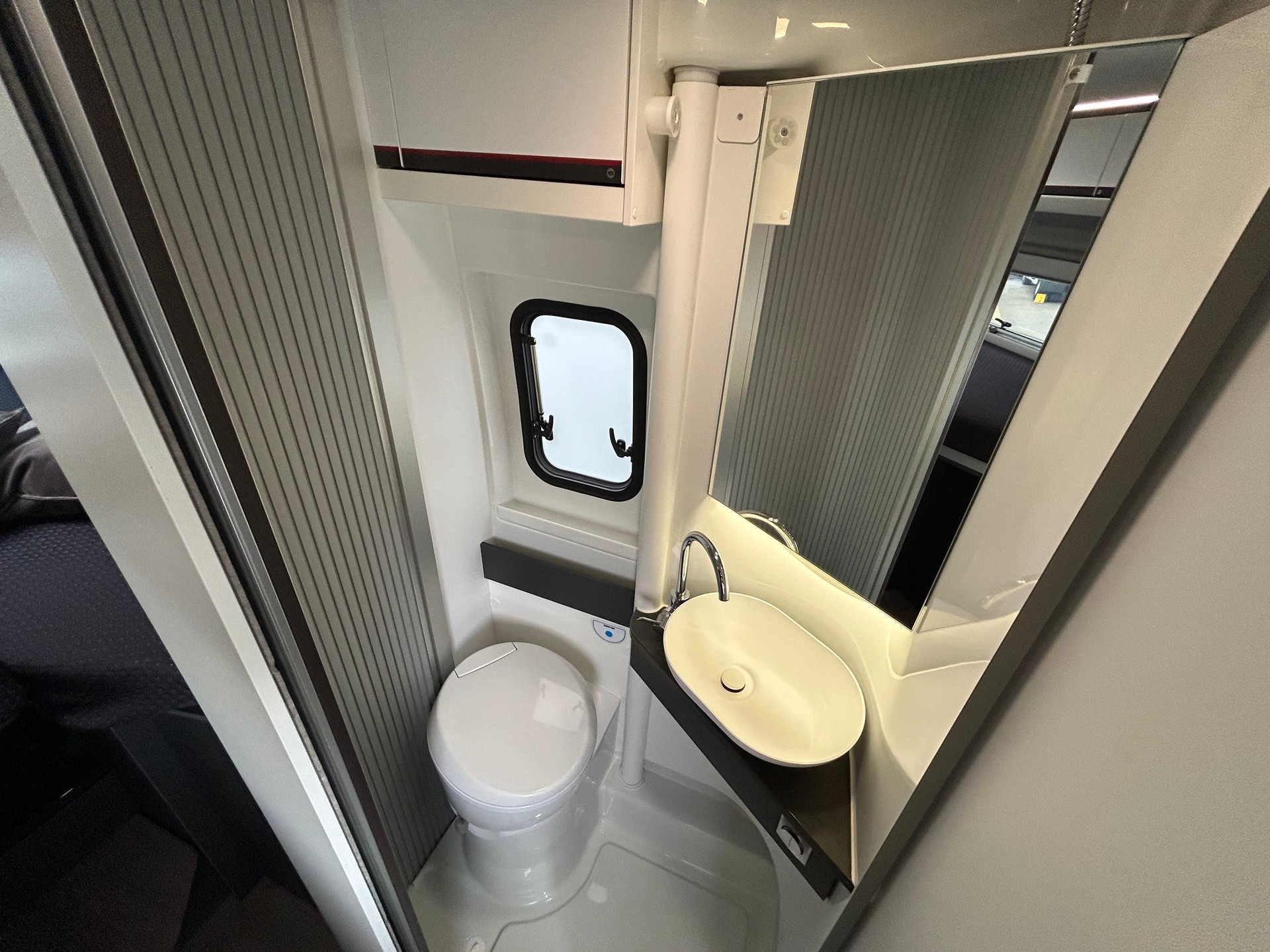 ADRIA Twin Sports 640 SLB-image-17