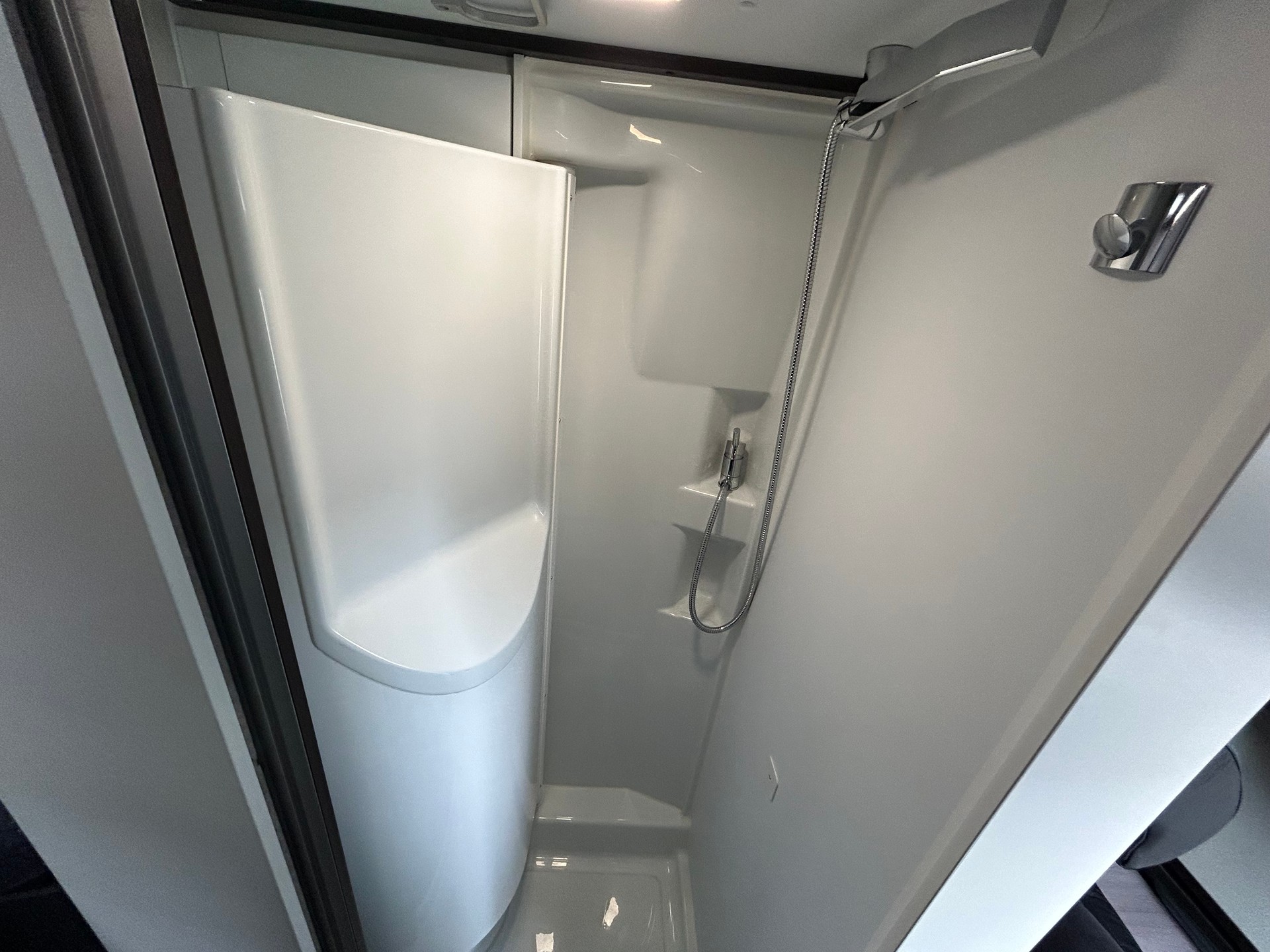 ADRIA Twin Sports 640 SLB-image-18