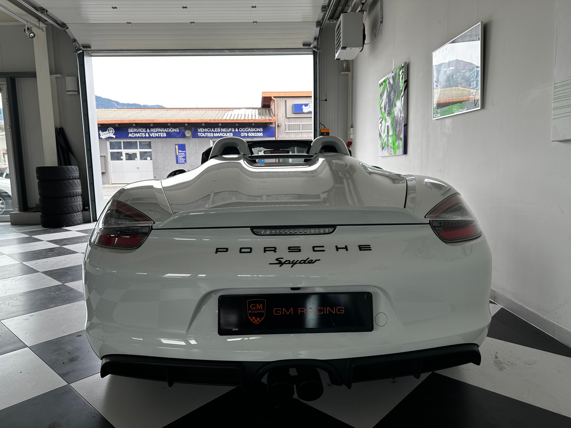 PORSCHE Boxster Spyder 3.8-image-3