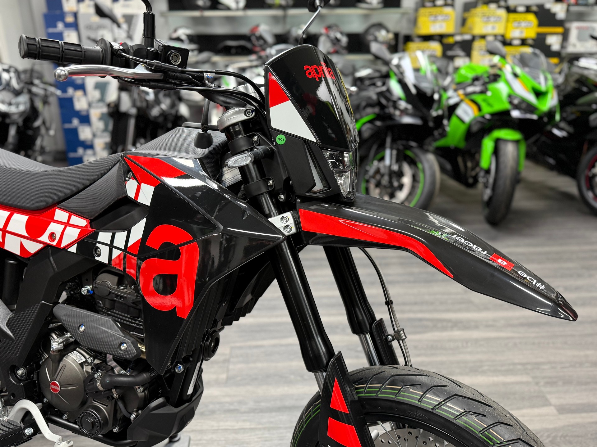APRILIA SX 125 E5+ VARANUS BLACK-image-2