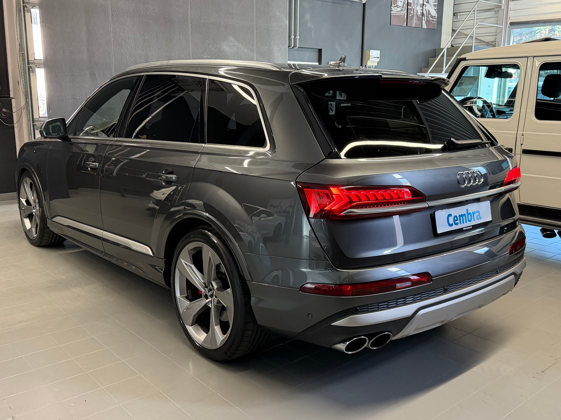 AUDI SQ7 4.0 V8 TDI Sport quattro tiptronic 7-Sitzer-image-4