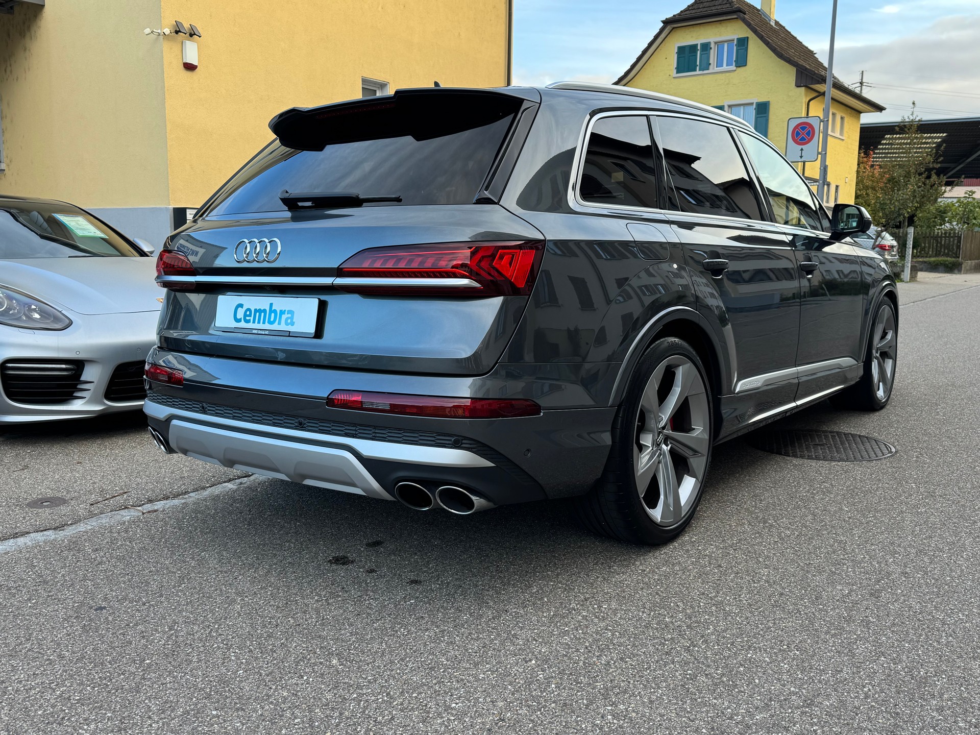 AUDI SQ7 4.0 V8 TDI Sport quattro tiptronic 7-Sitzer-showroom-element-3