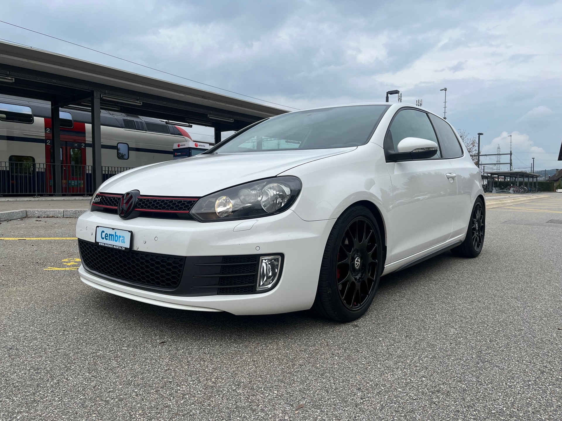 VW Golf 2.0 TSI GTI Edition-image-4