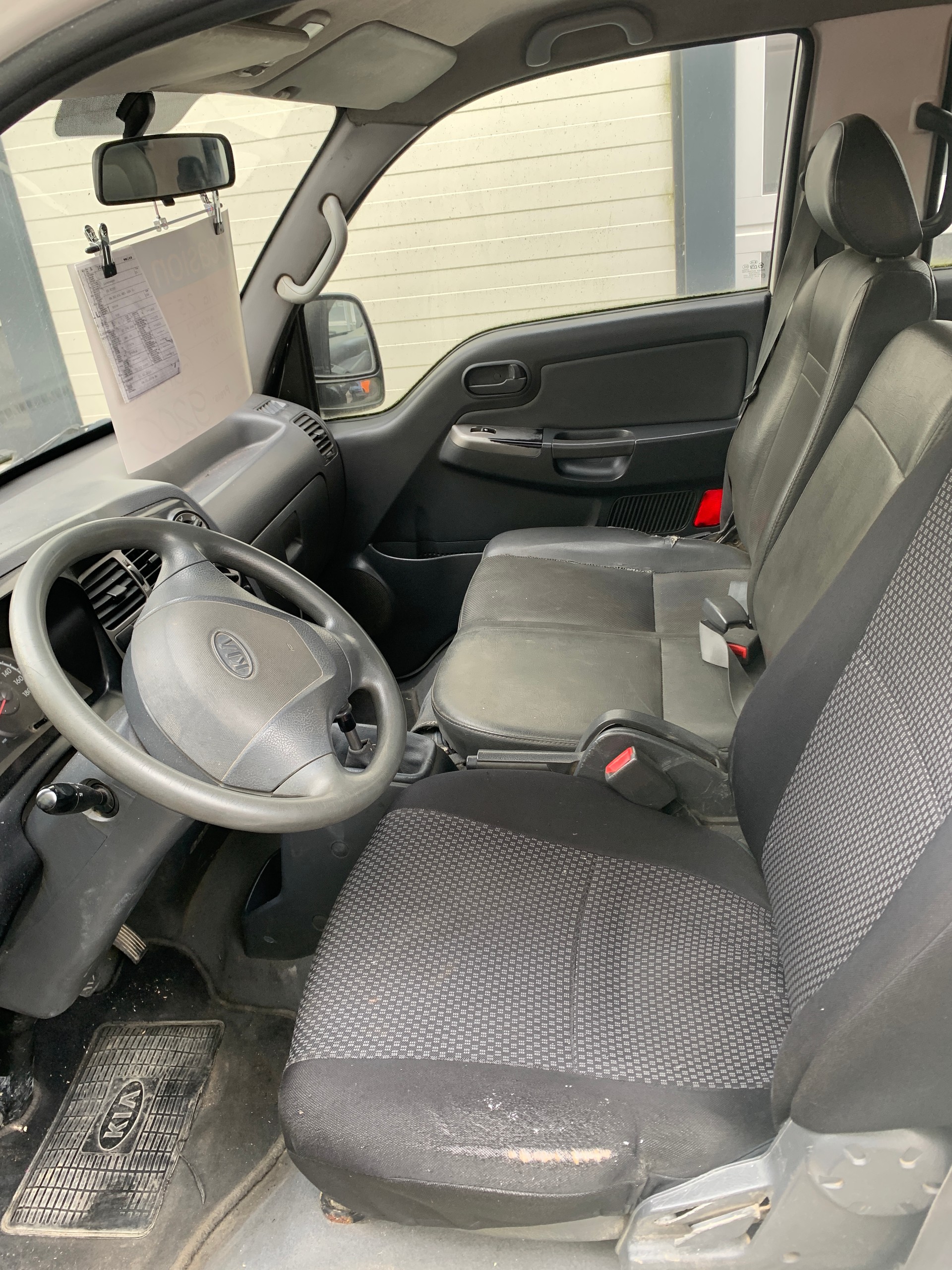 KIA K2500 TCi-image-5
