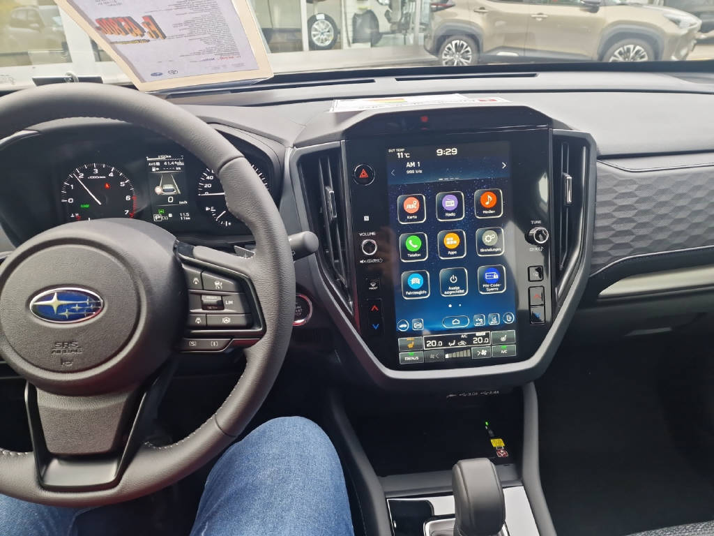 SUBARU Forester Station 2.0i e-Boxer Swiss Plus-image-5