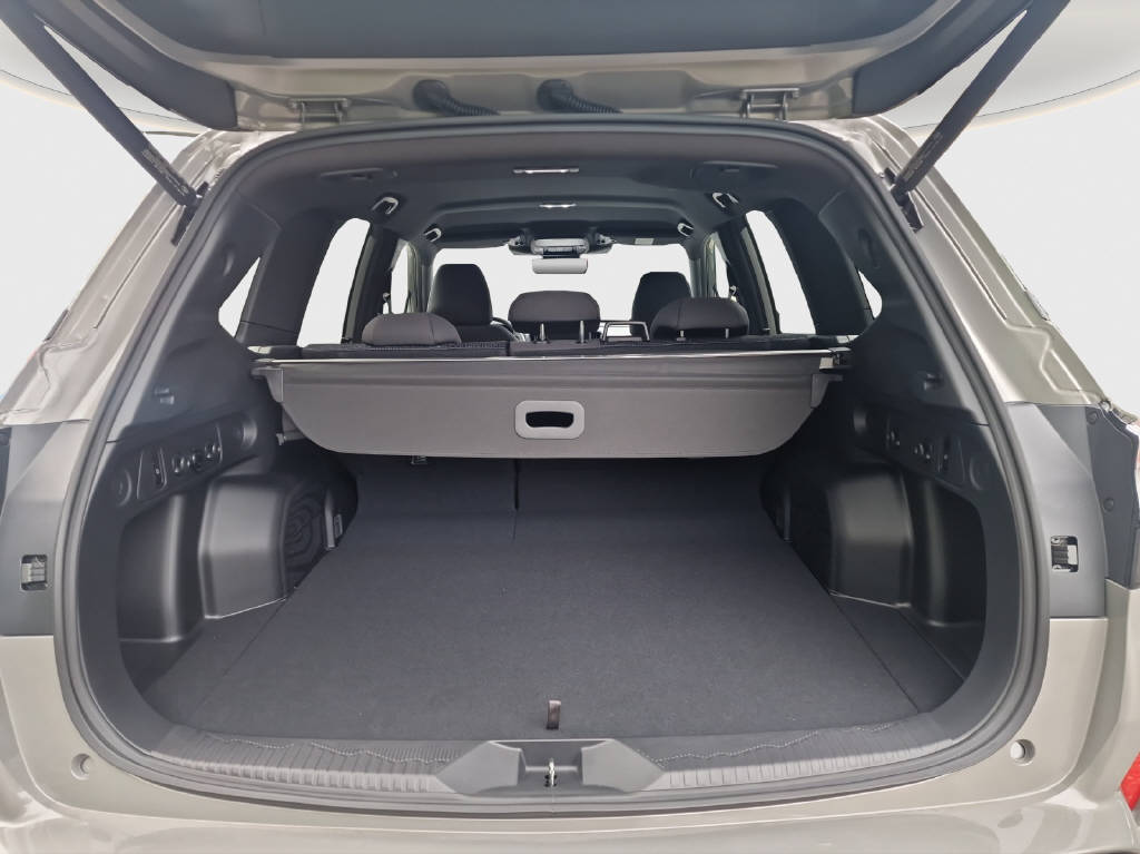 SUBARU Forester Station 2.0i e-Boxer Swiss Plus-image-14