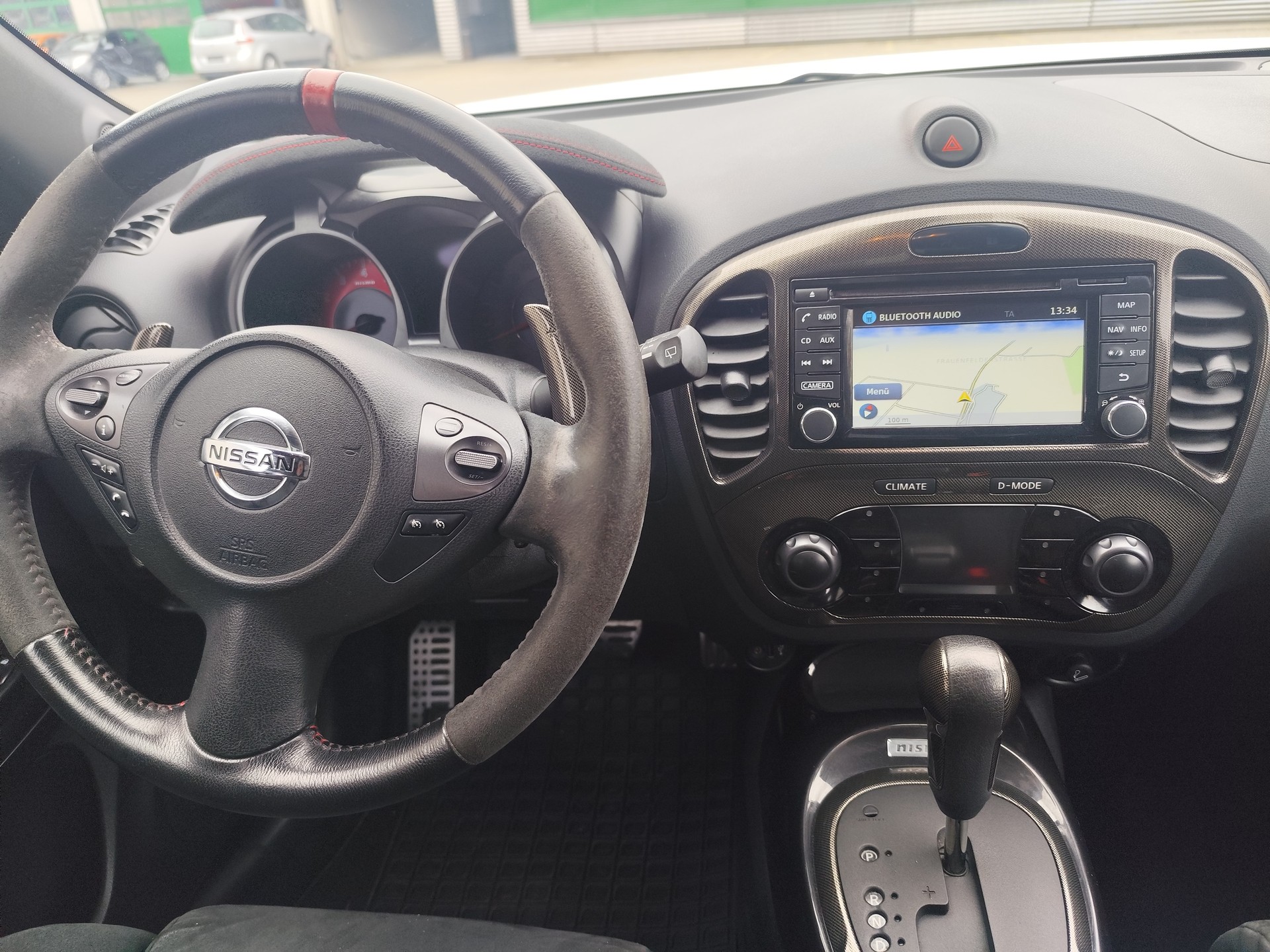 NISSAN Juke 1.6 DIG-T Nismo RS 4x4 Xtronic M-CVT-image-8