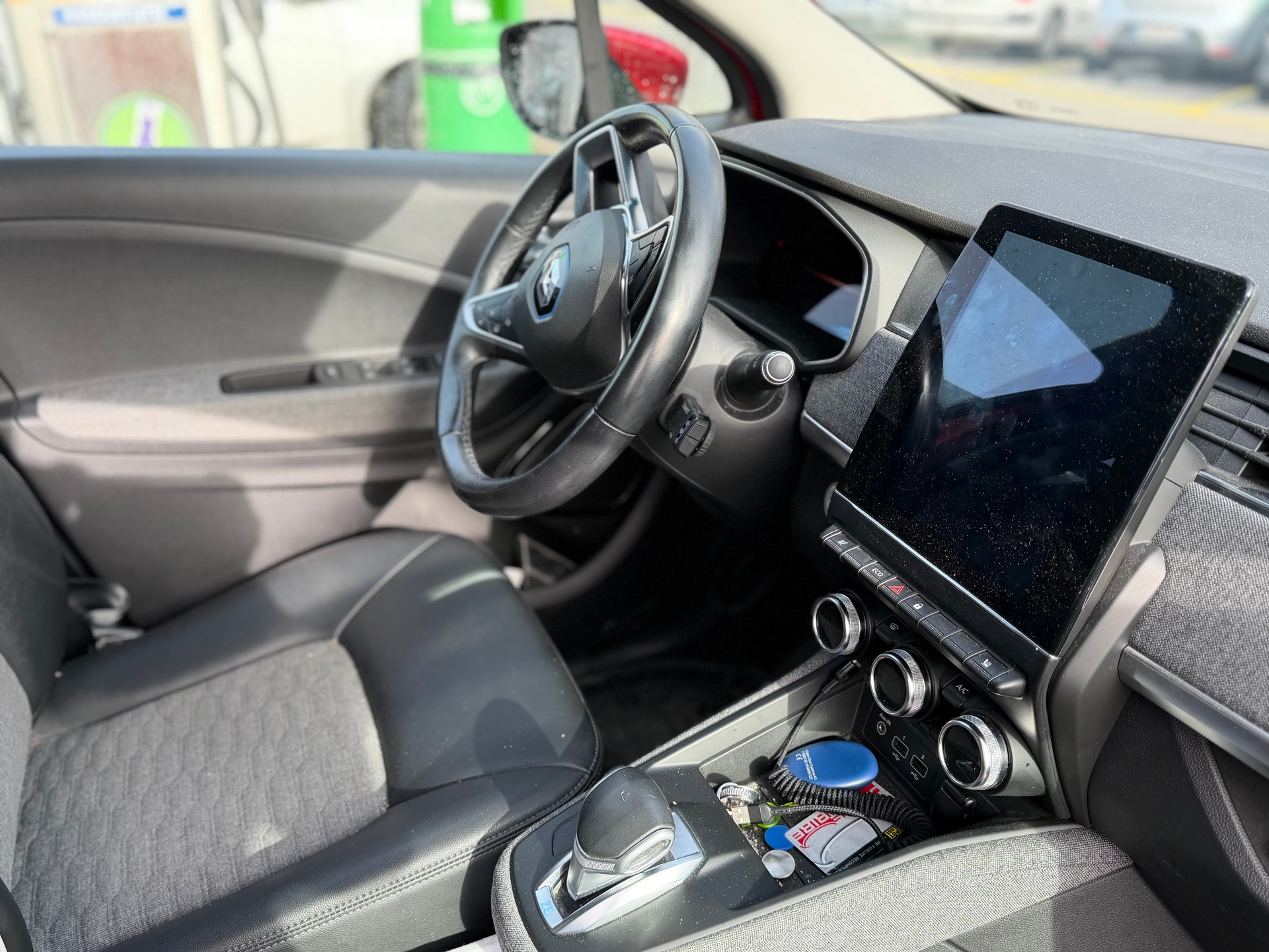 RENAULT ZOE Intens R135 (inclu batterie)-image-6