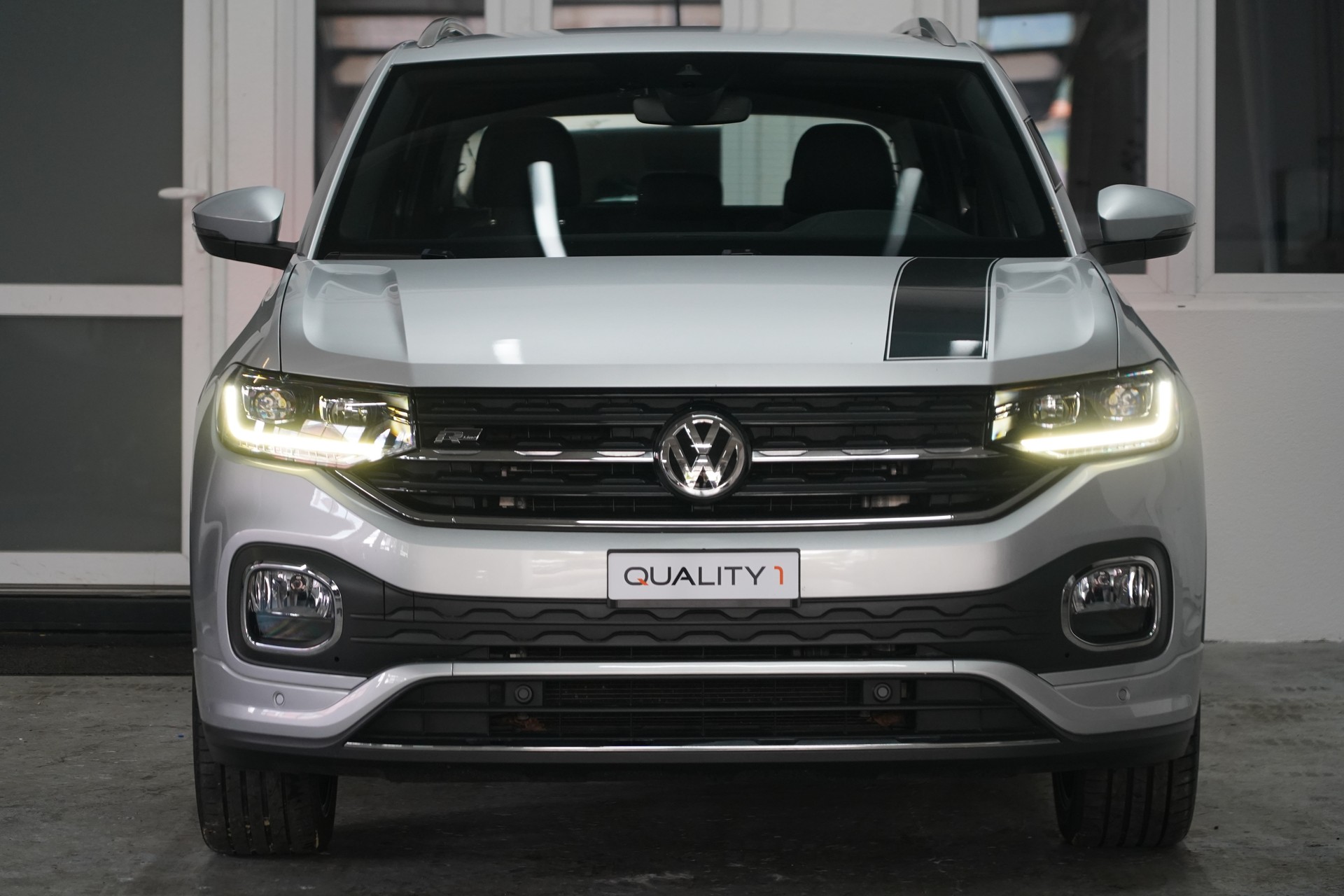 VW T-Cross 1.0 TSI R-Line DSG-image-2
