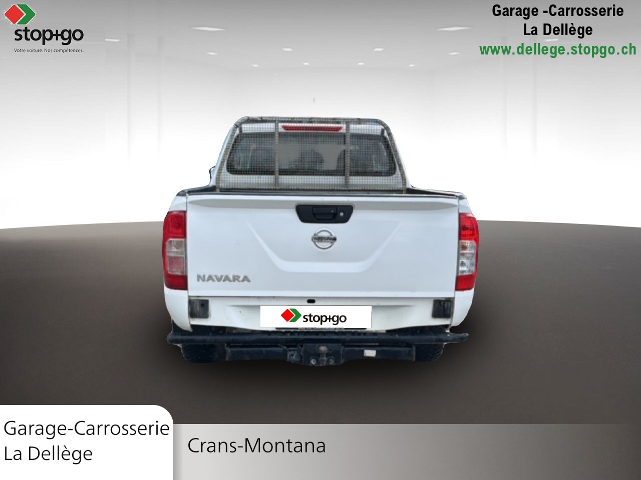 NISSAN Navara Double Cab Acenta 2.3 dCi 4WD-showroom-element-3