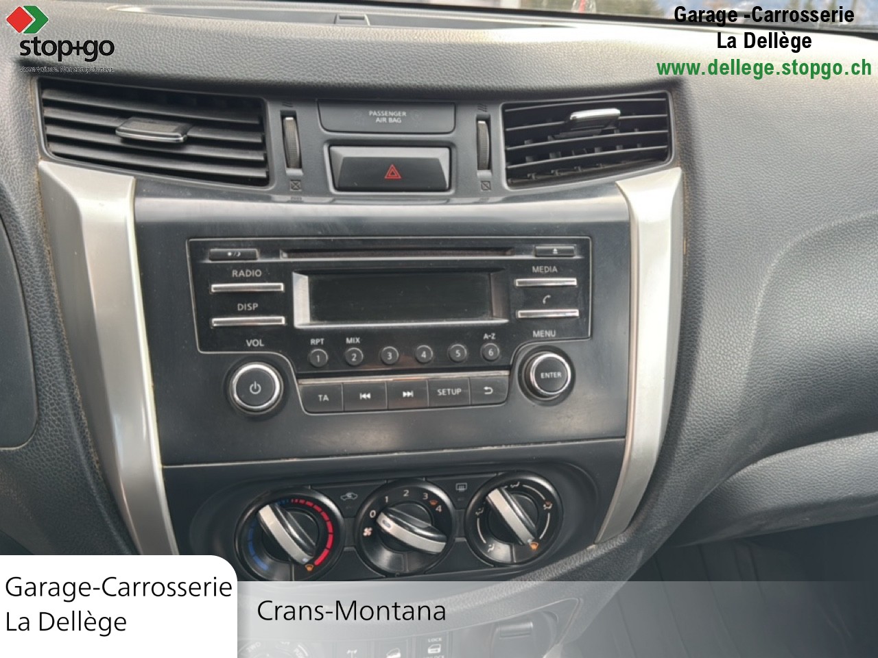 NISSAN Navara Double Cab Acenta 2.3 dCi 4WD-image-13
