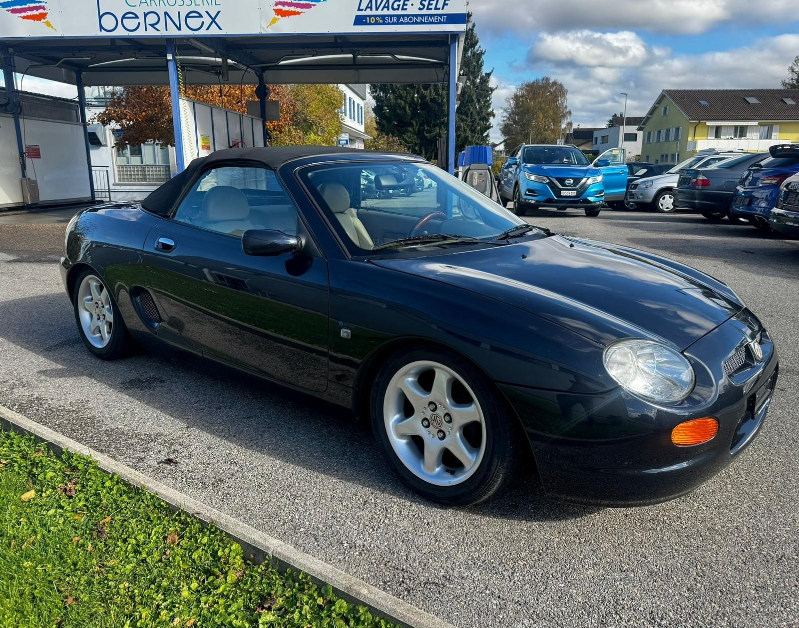 MG MGF 1.8i Steptronic-showroom-element-1