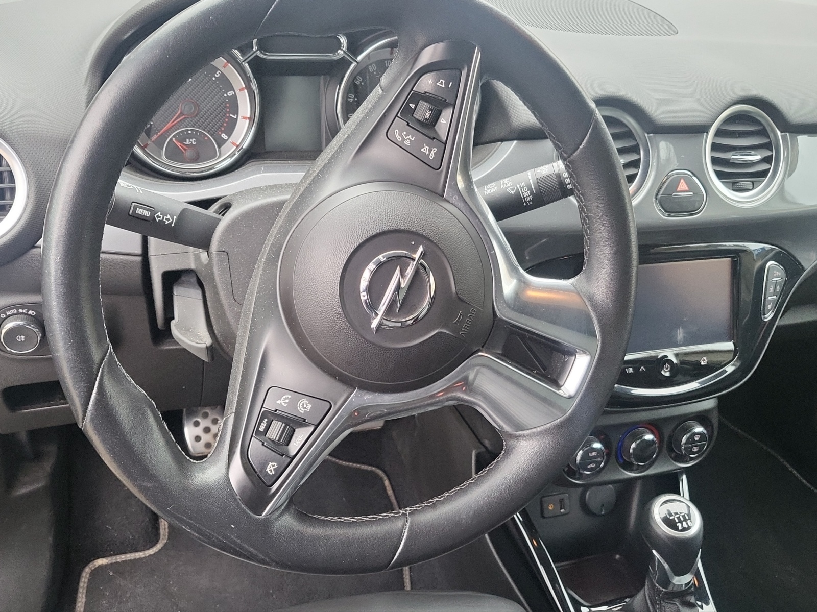 OPEL Adam 1.4 Turbo S-image-9