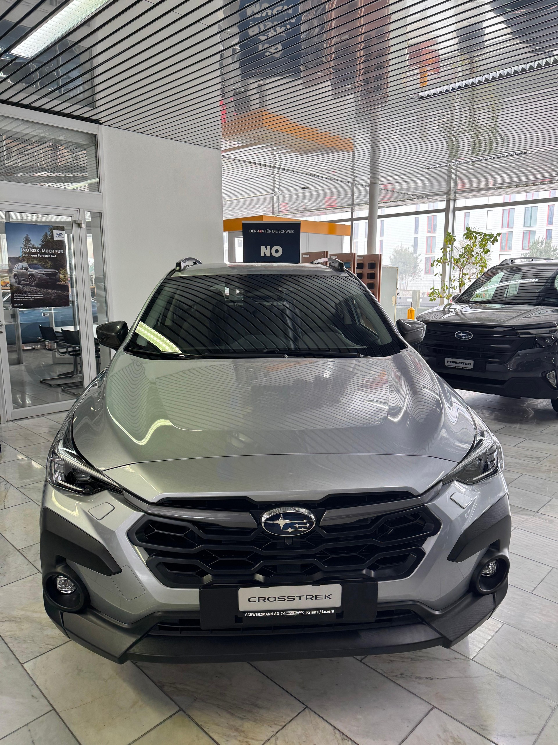SUBARU Crosstrek 2.0i e-Boxer Swiss Plus-showroom-element-1