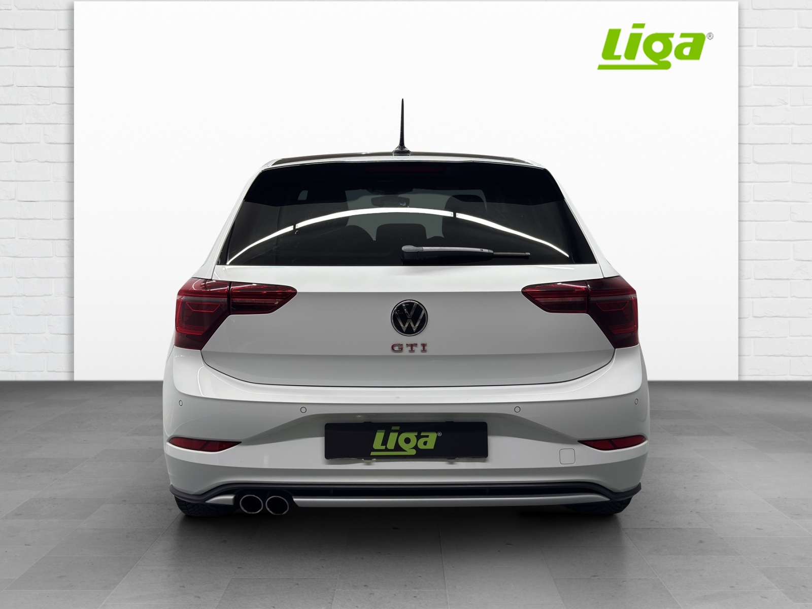 VW Polo 2.0 TSI GTI DSG-image-4