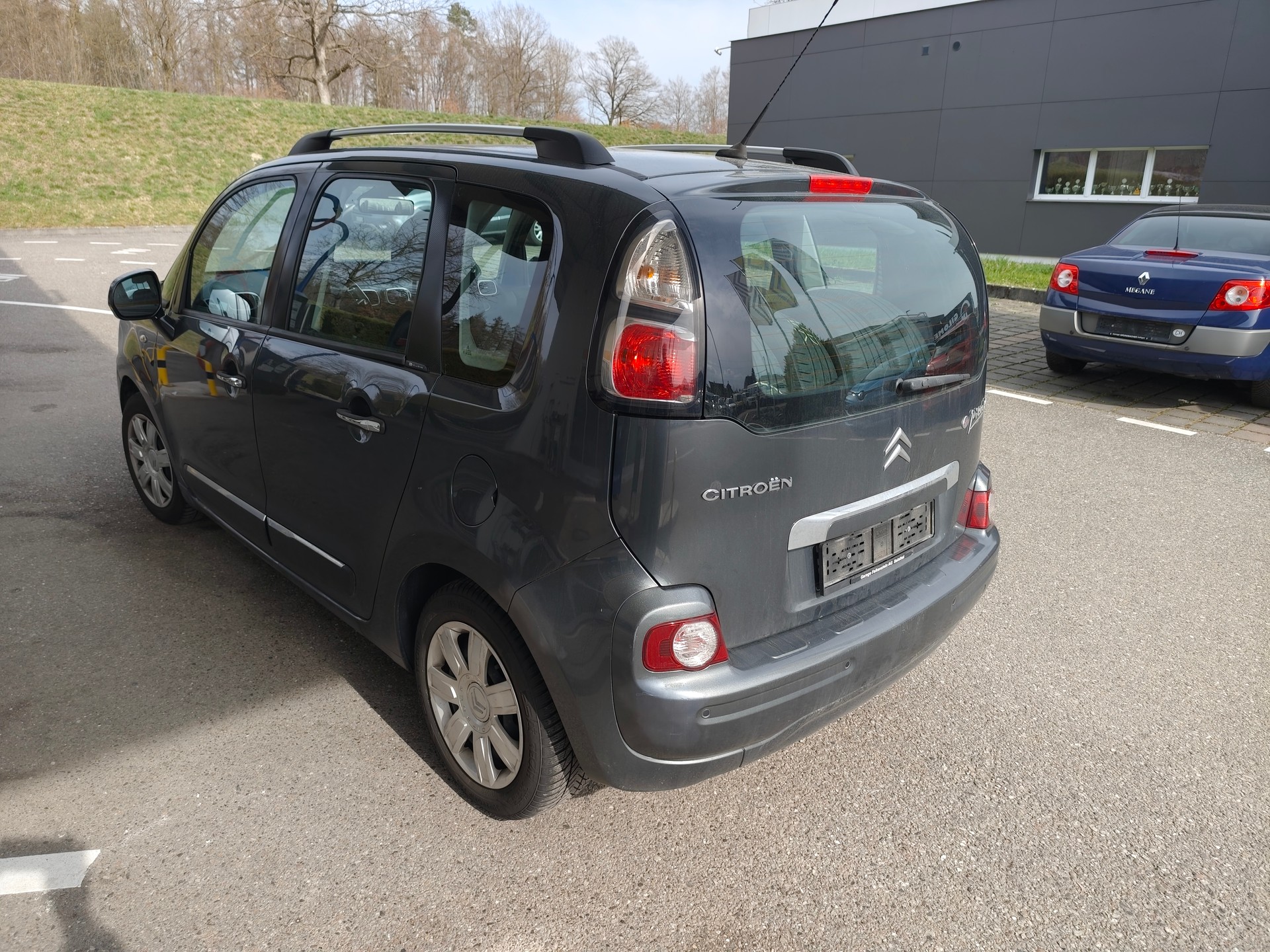CITROEN C3 Picasso 1.6i 16V Exclusive-image-4