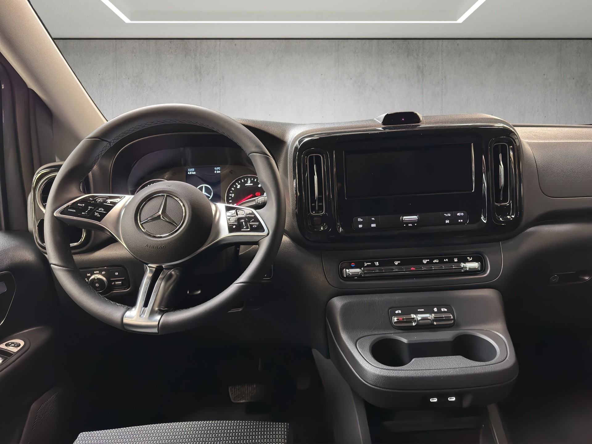 MERCEDES-BENZ Vito 116 CDI Lang Tourer 9G-Tronic 4M Select-image-8