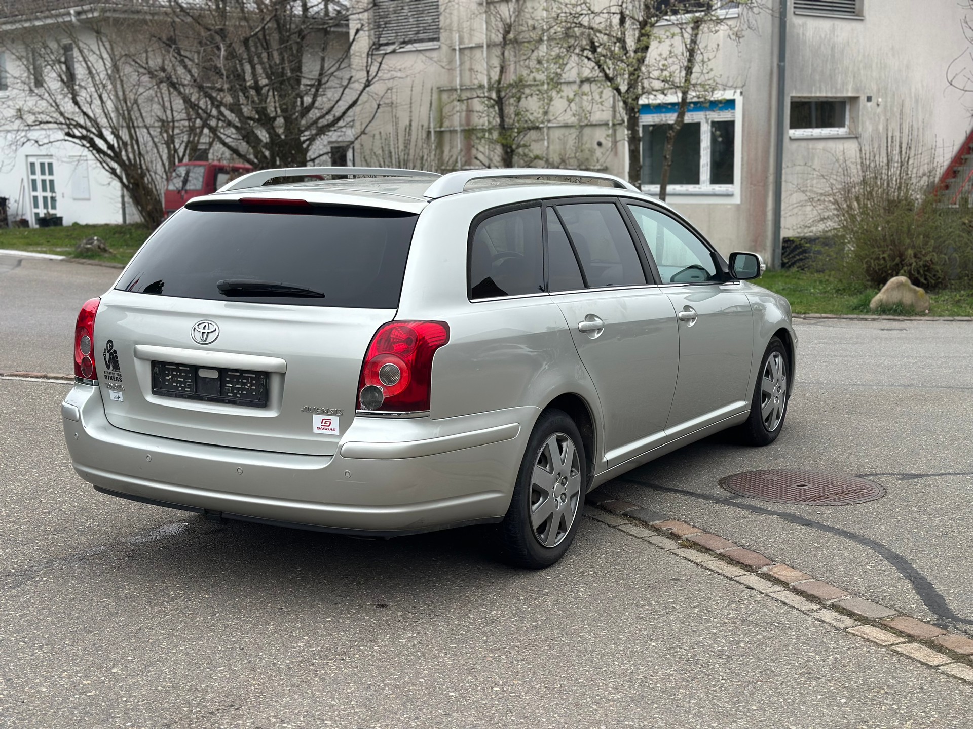 TOYOTA Avensis 2.0 D4 VVT-i Limited Sportswagon T-Step4-image-5