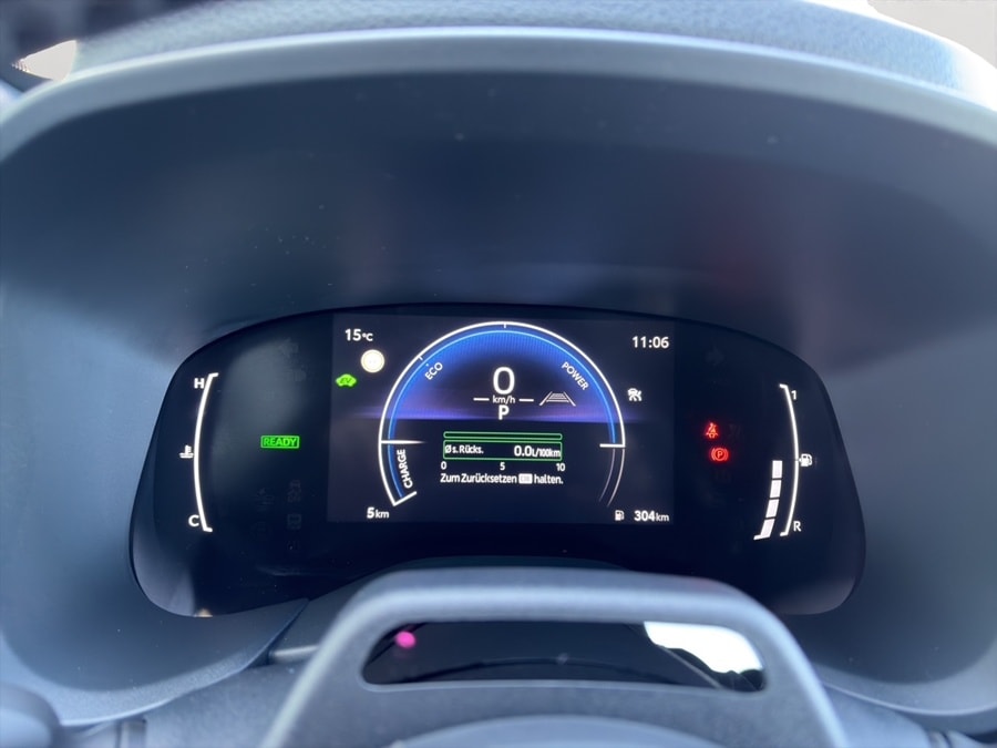 TOYOTA Aygo X 1.5 Comfort e-CVT-image-12