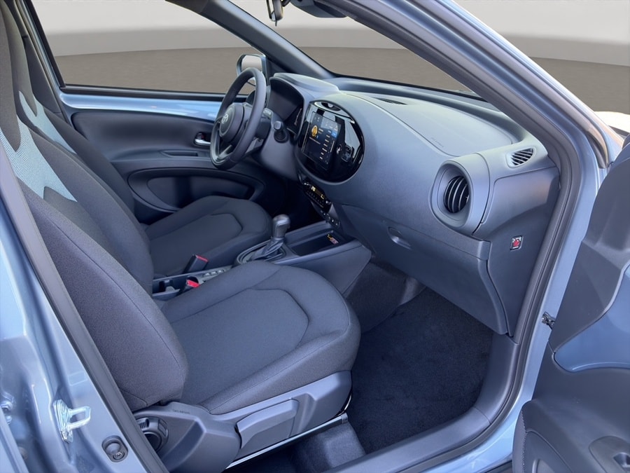TOYOTA Aygo X 1.5 Comfort e-CVT-image-8