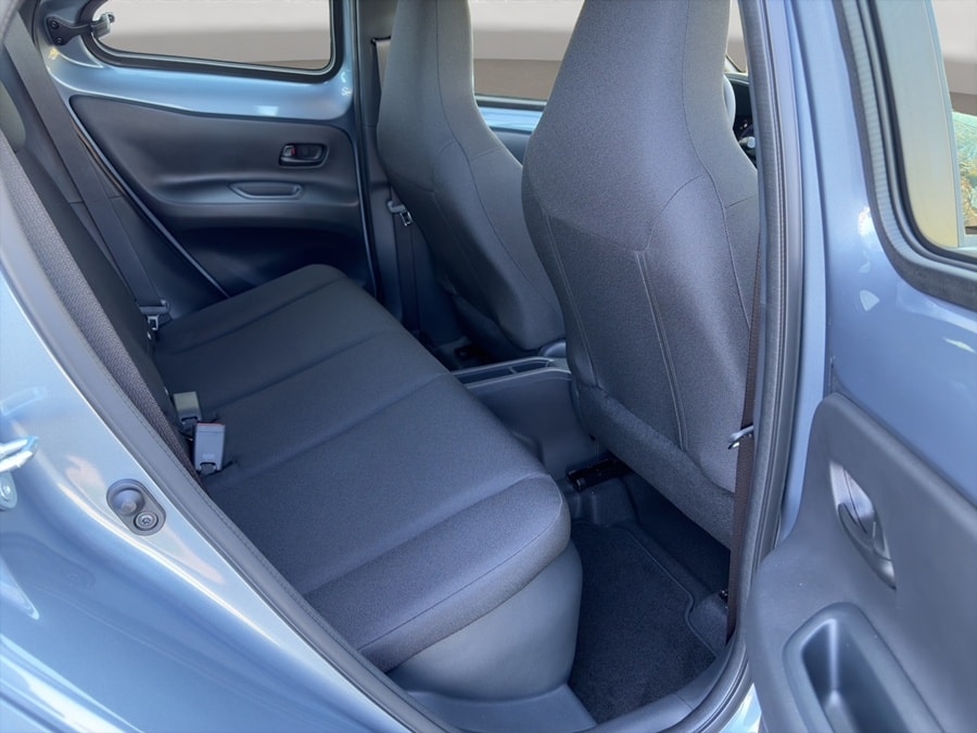 TOYOTA Aygo X 1.5 Comfort e-CVT-image-7