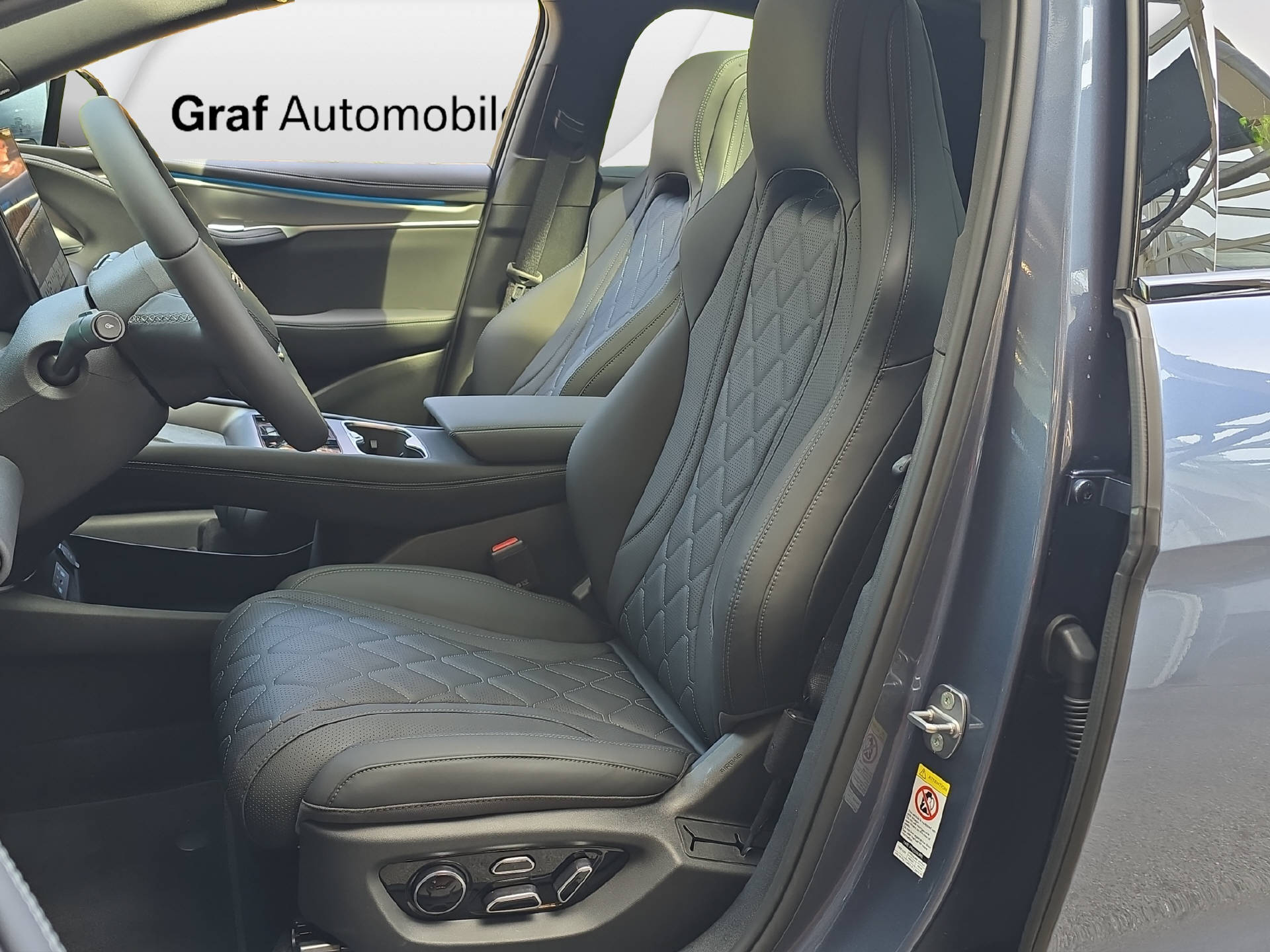 BYD Sealion 7 Excellence-image-7