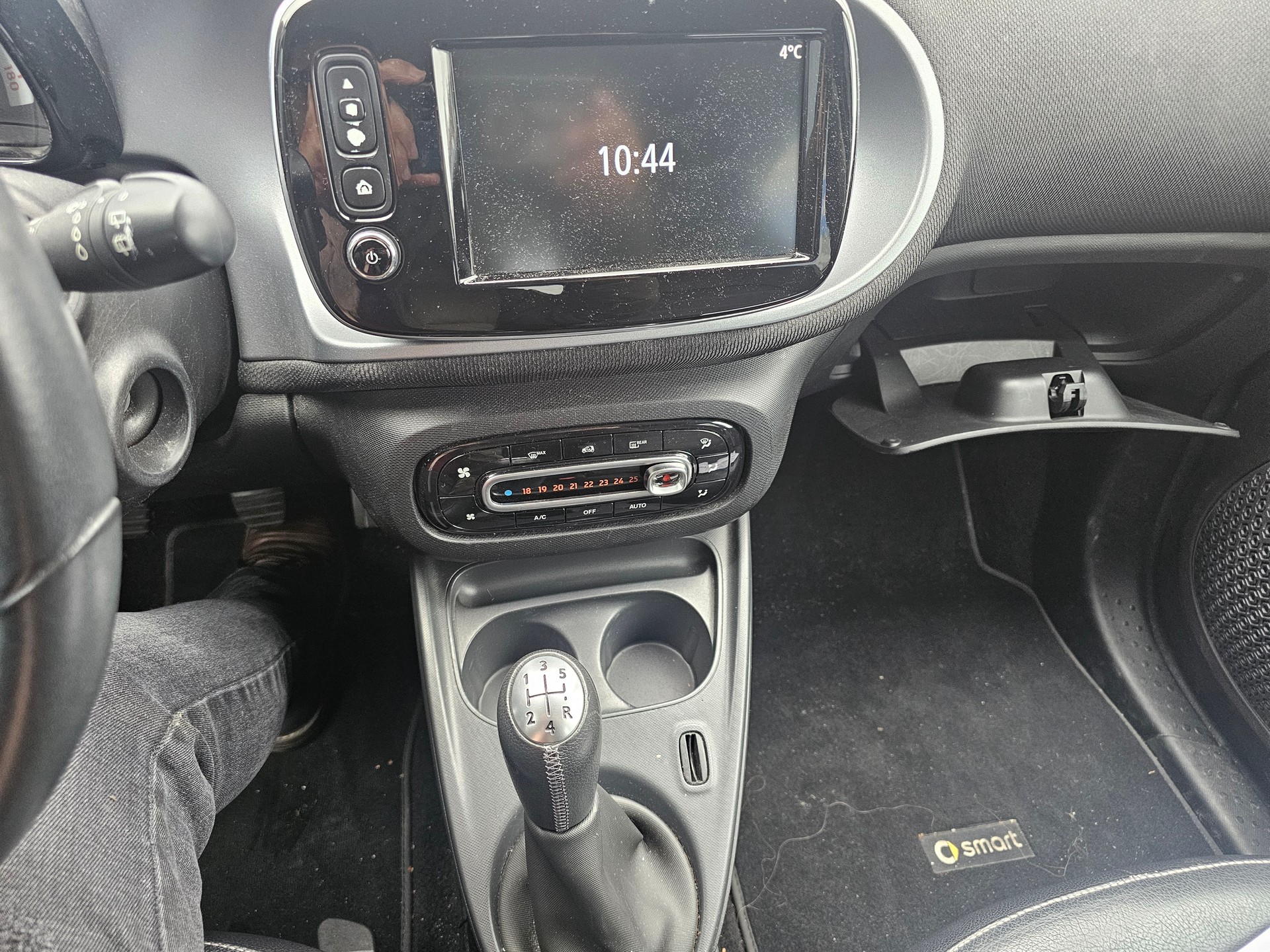 SMART forfour-image-11