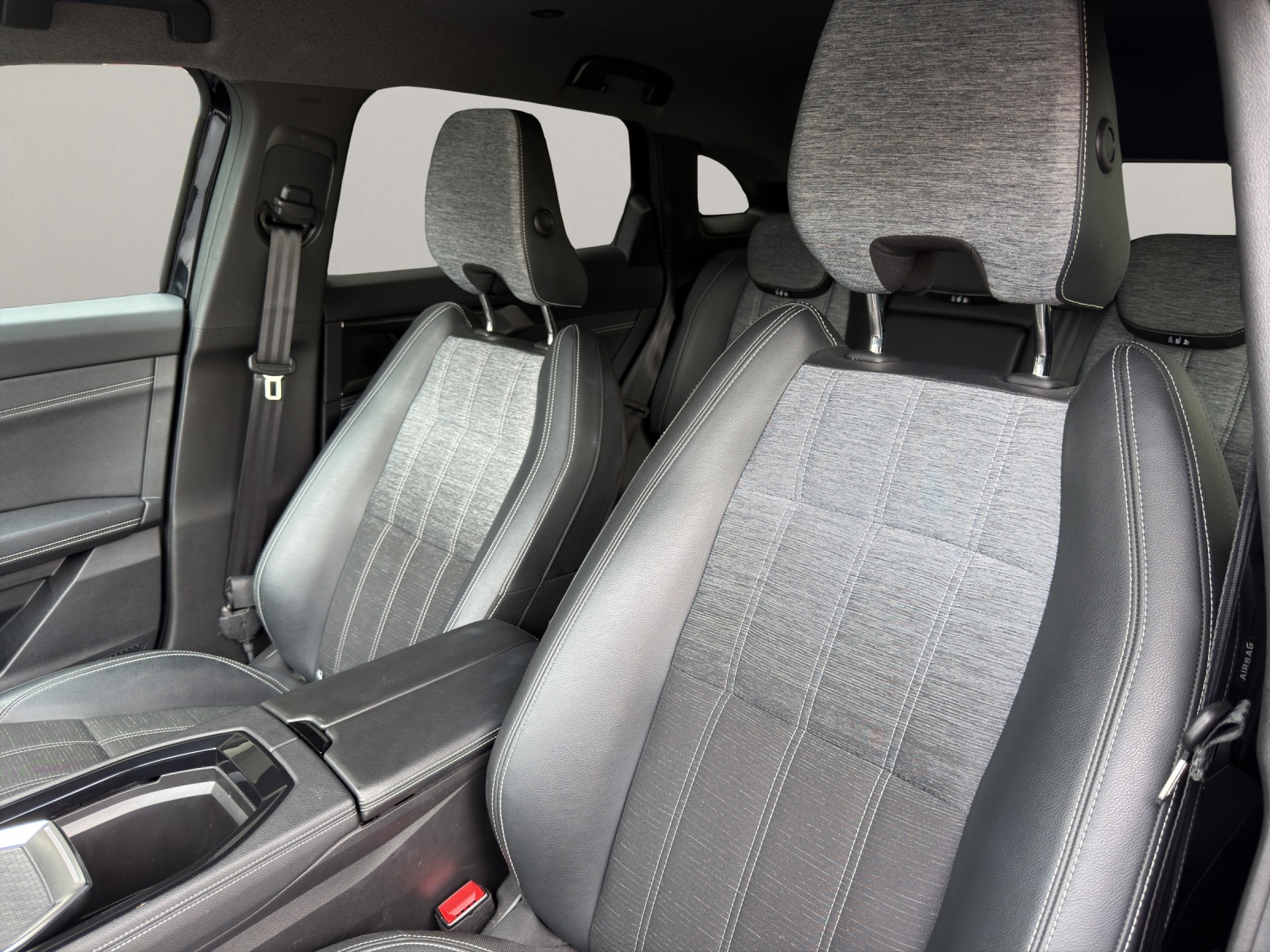 RENAULT Austral 1.2 E-Tech techno-image-12