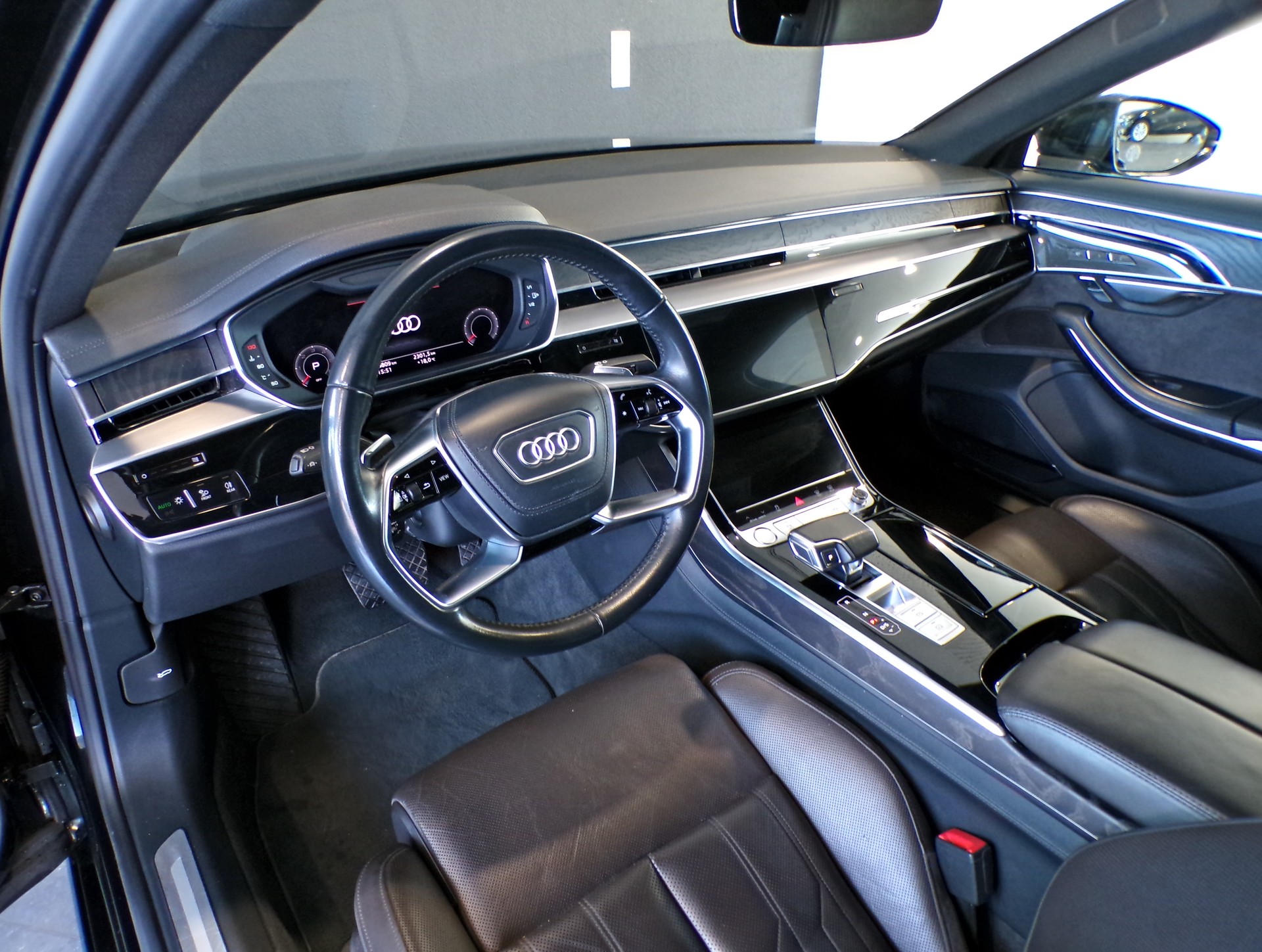 AUDI A8 50 L TDI quattro tiptronic-image-14
