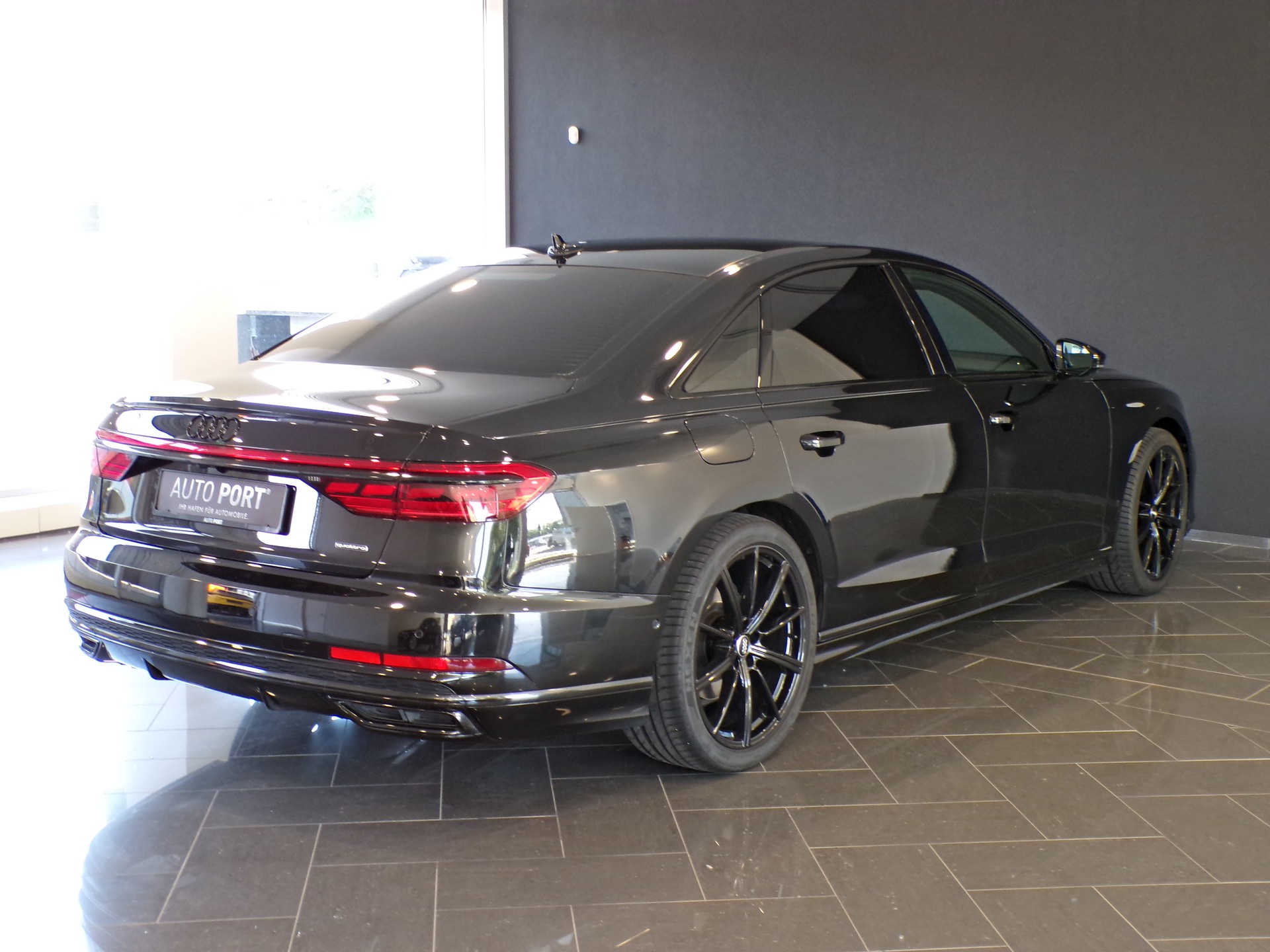 AUDI A8 50 L TDI quattro tiptronic-image-7