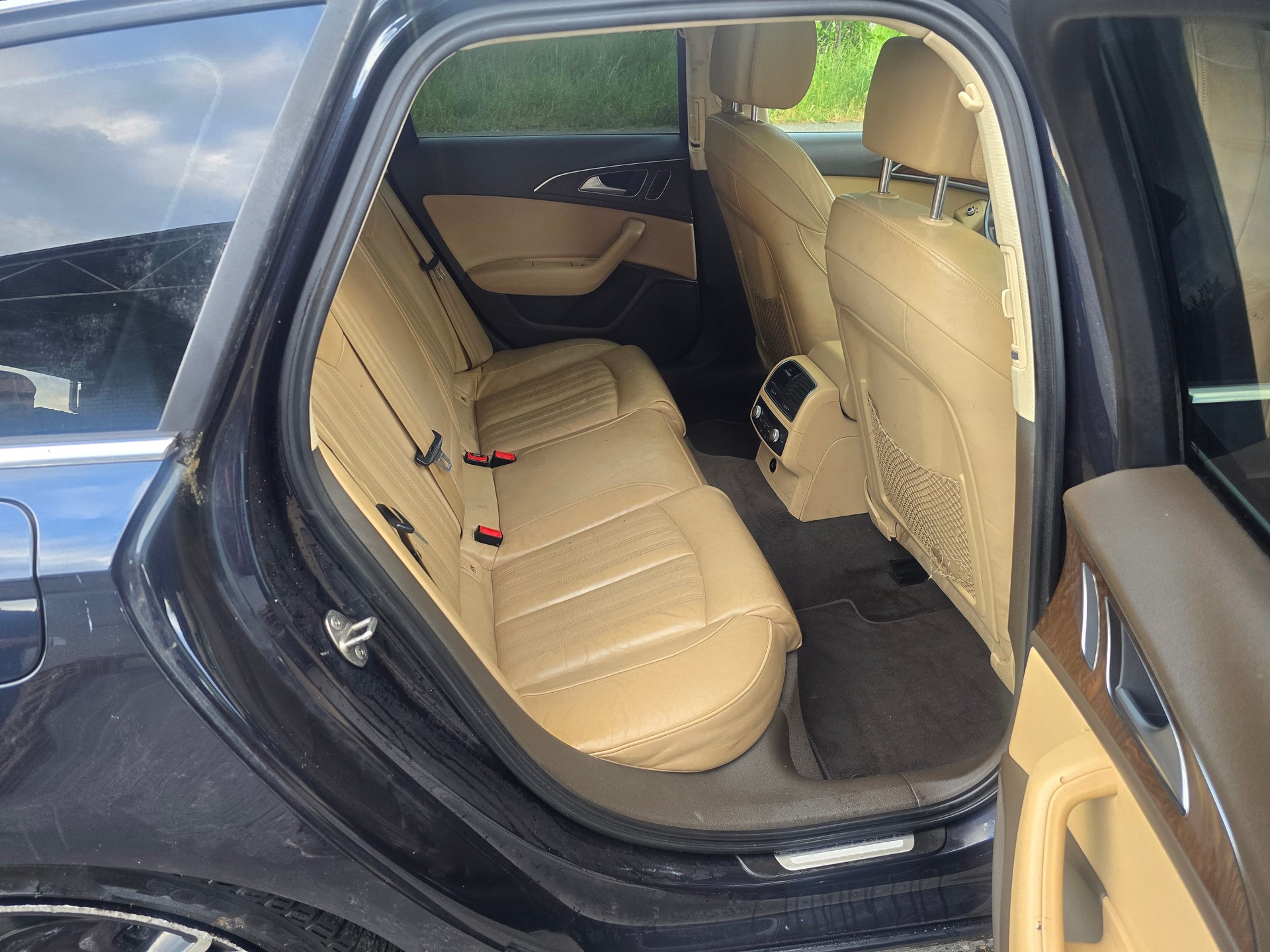 AUDI A6 Avant 3.0 BiTDI V6 quattro tiptronic-image-13