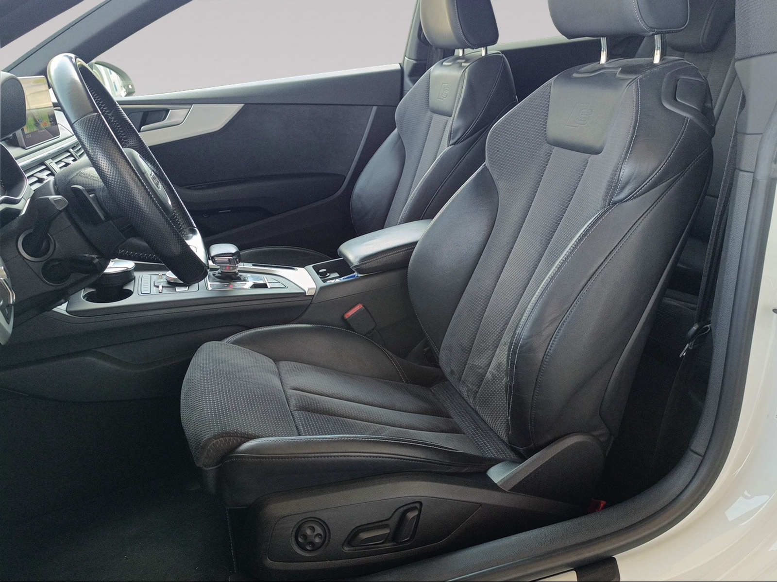 AUDI A5 Coupé 2.0 TFSI Sport quattro S-tronic-image-7