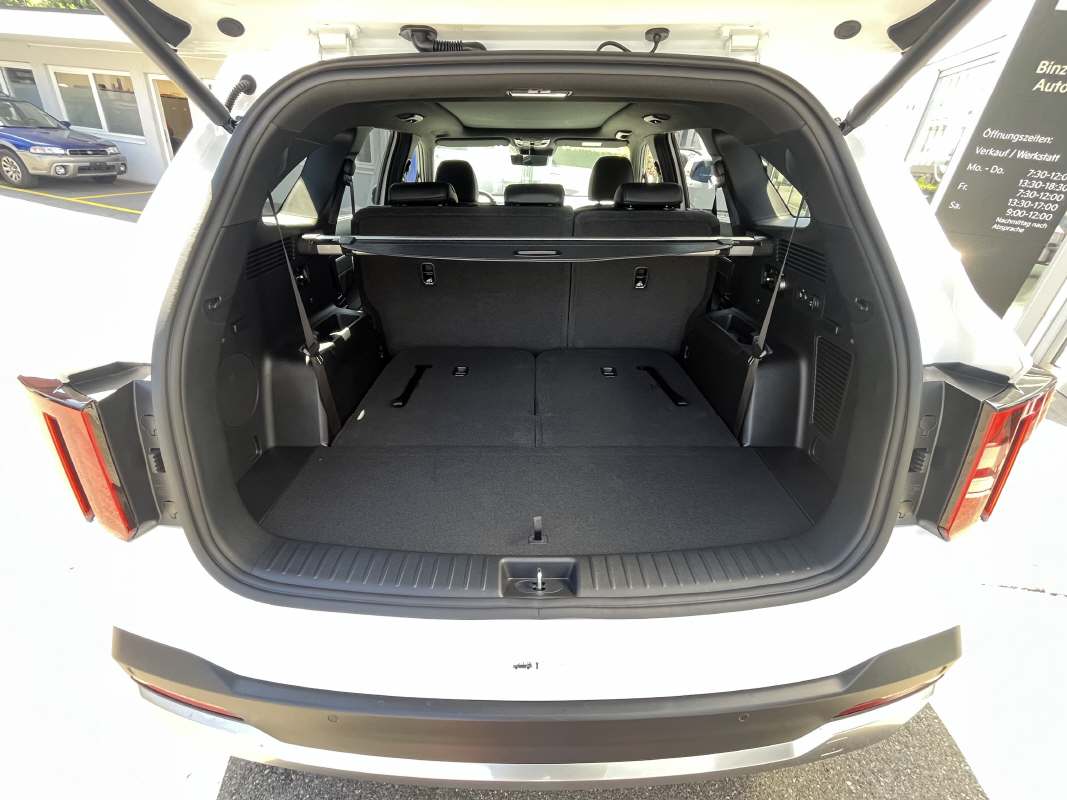 KIA Sorento 1.6 T-GDi Hybrid Style 7P MY26-image-4