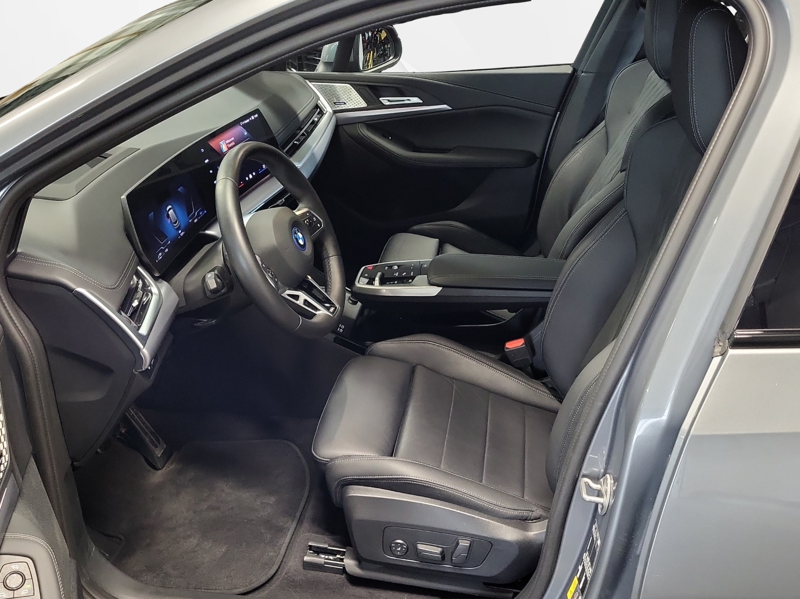 BMW 230e xDr. Act. T. M Sport-image-9