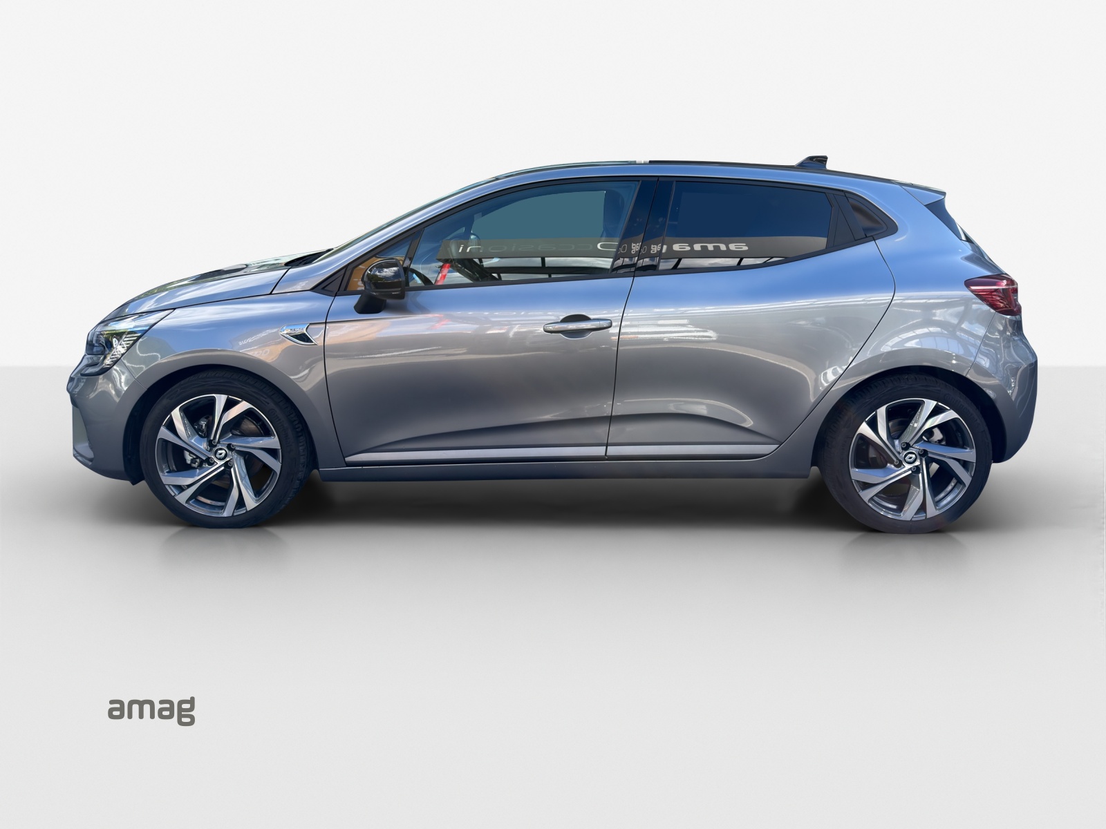RENAULT Clio 1.6 E-Tech Techno-showroom-element-1