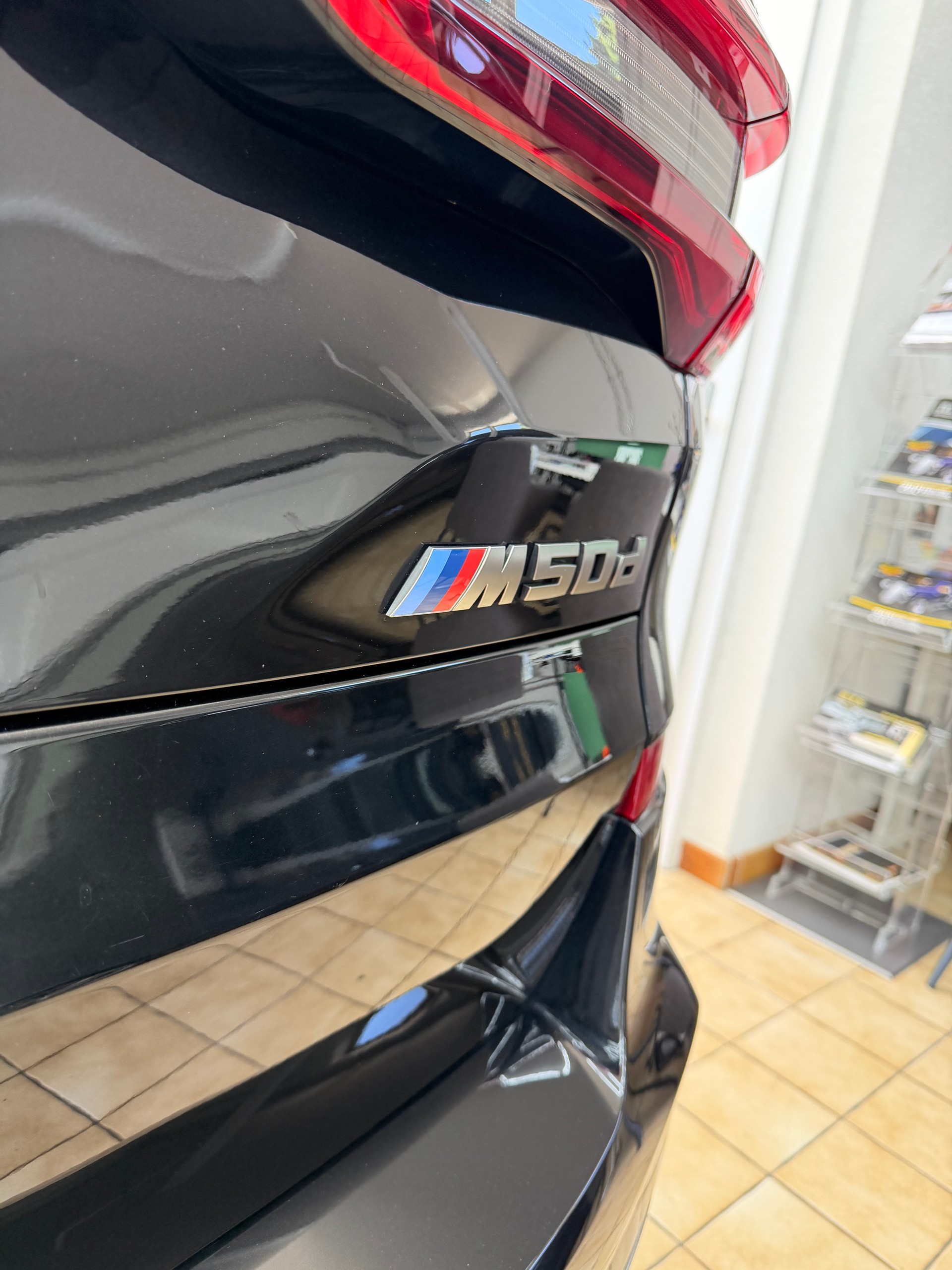 BMW X5 xDrive M50d Steptronic-image-4