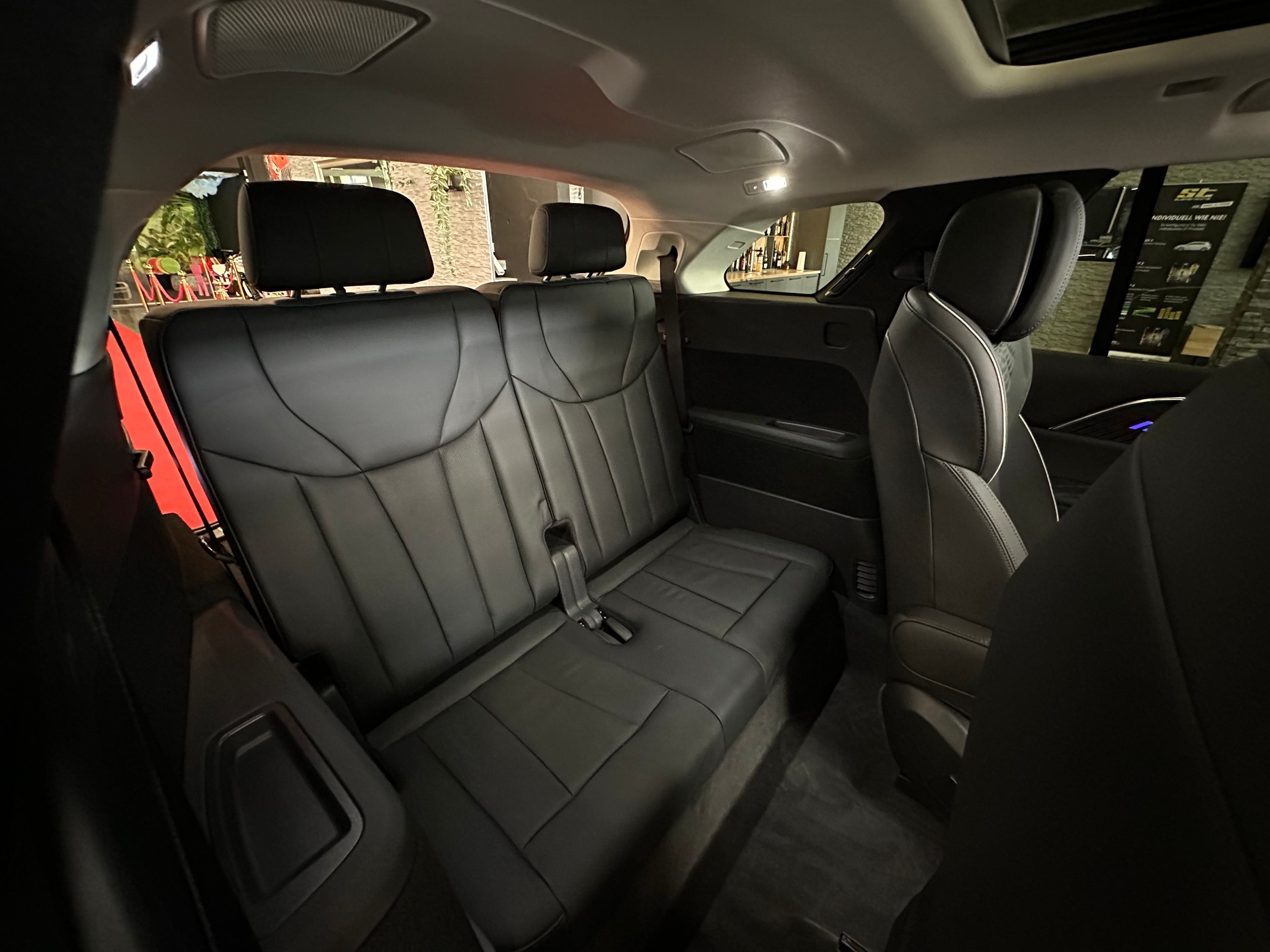 HONGQI E-HS9 Exclusive 99 kWh-image-10
