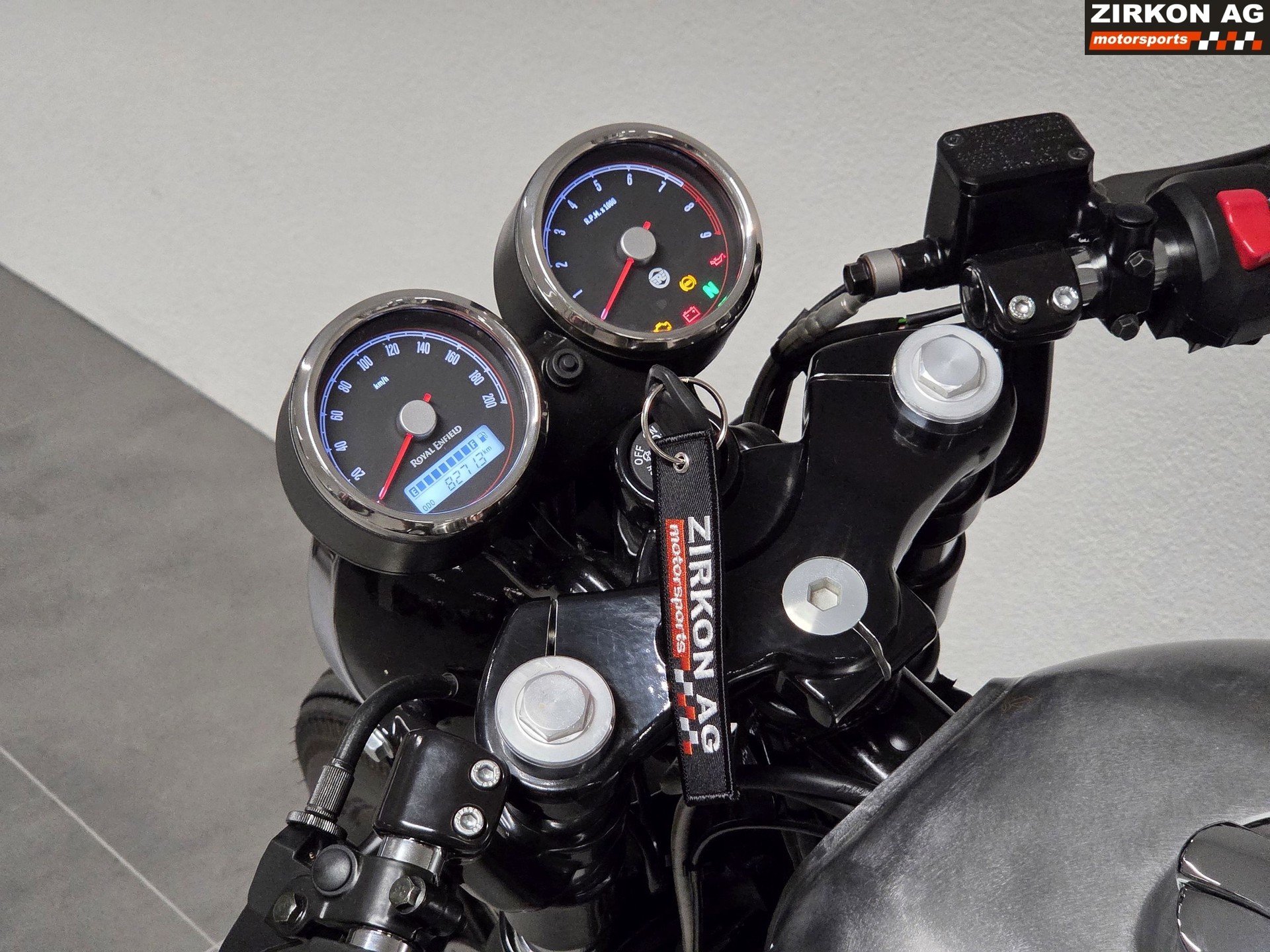 ROYAL ENFIELD Continental GT 650 Custom-image-12