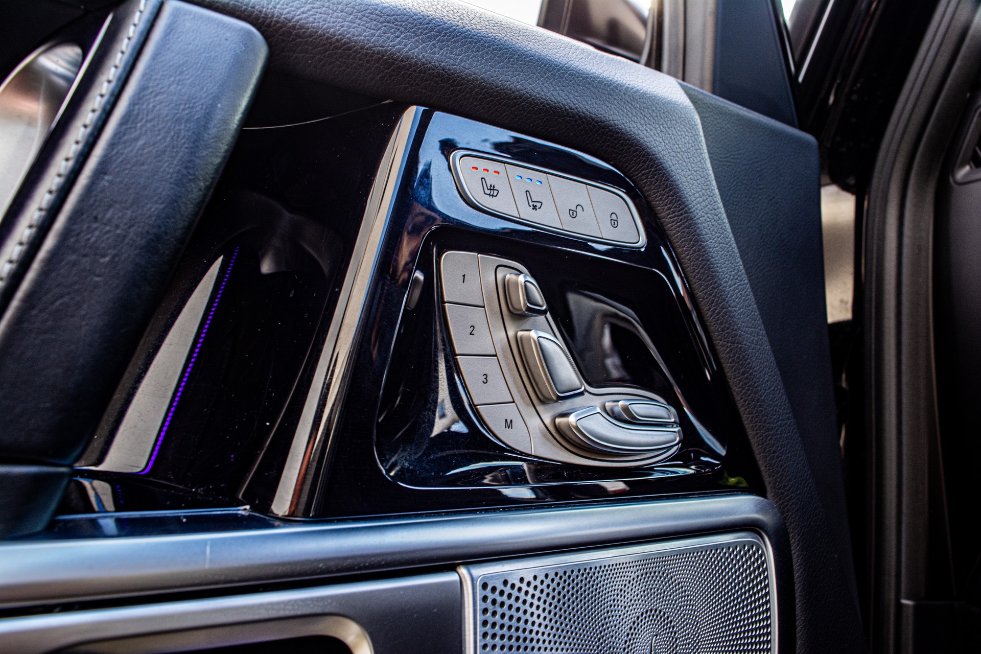 MERCEDES-BENZ G 63 AMG 4x4 Speedshift Plus G-Tronic-image-16