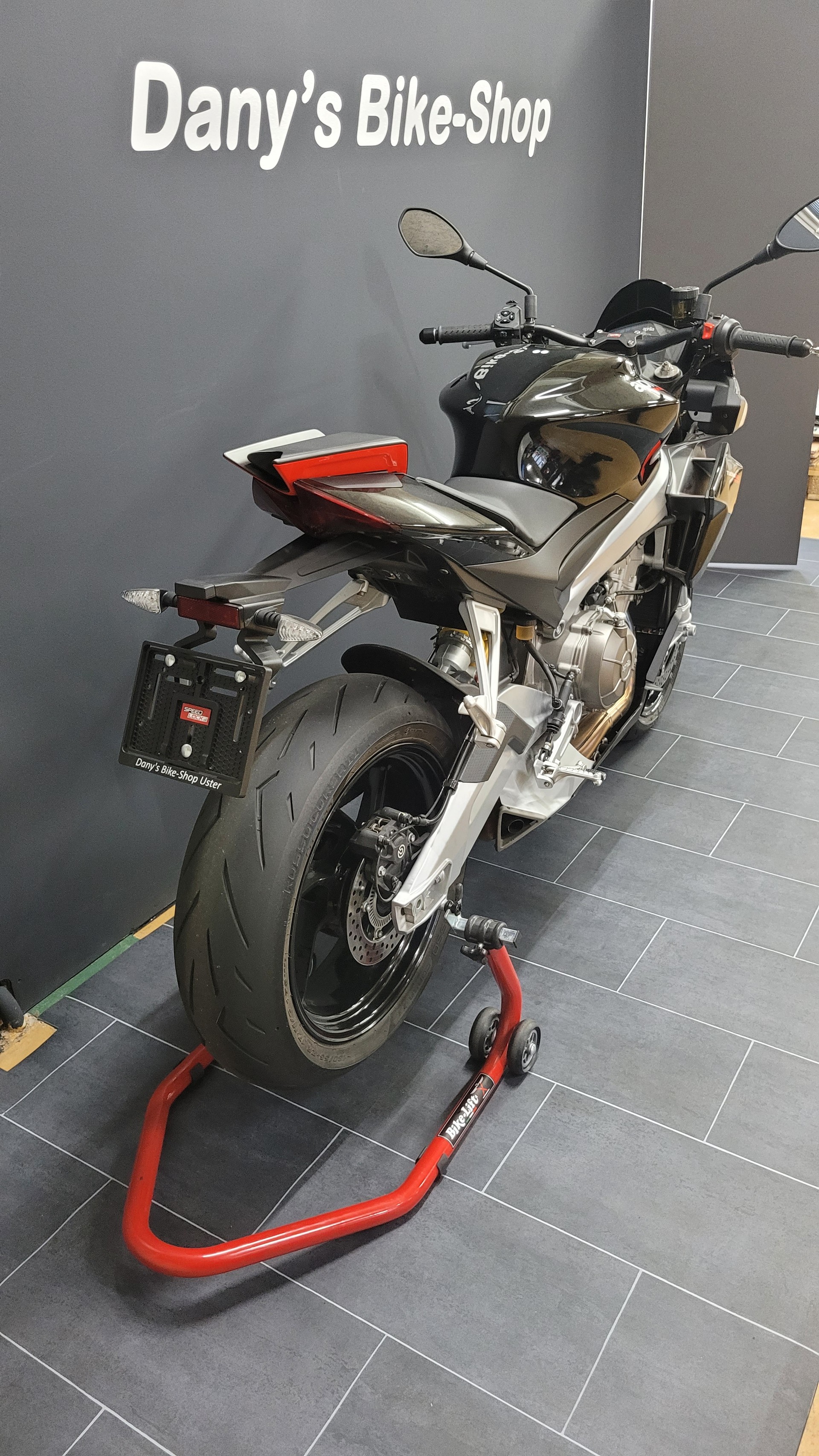 APRILIA Tuono 660 Factory (100ps)-image-3