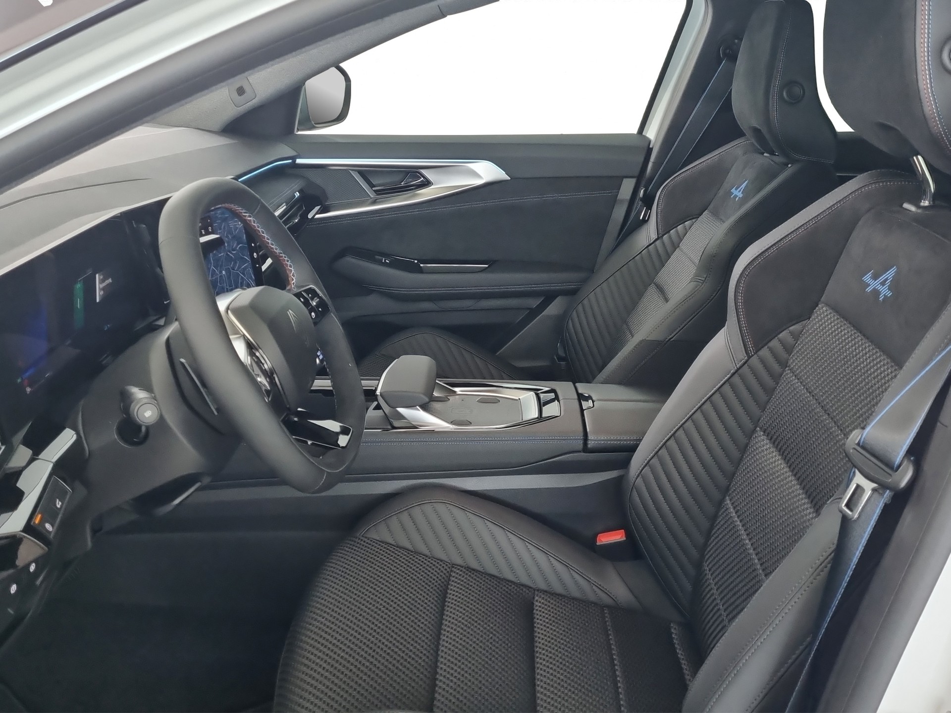 RENAULT Austral 1.2 Esprit Alpine HEV 200-image-5